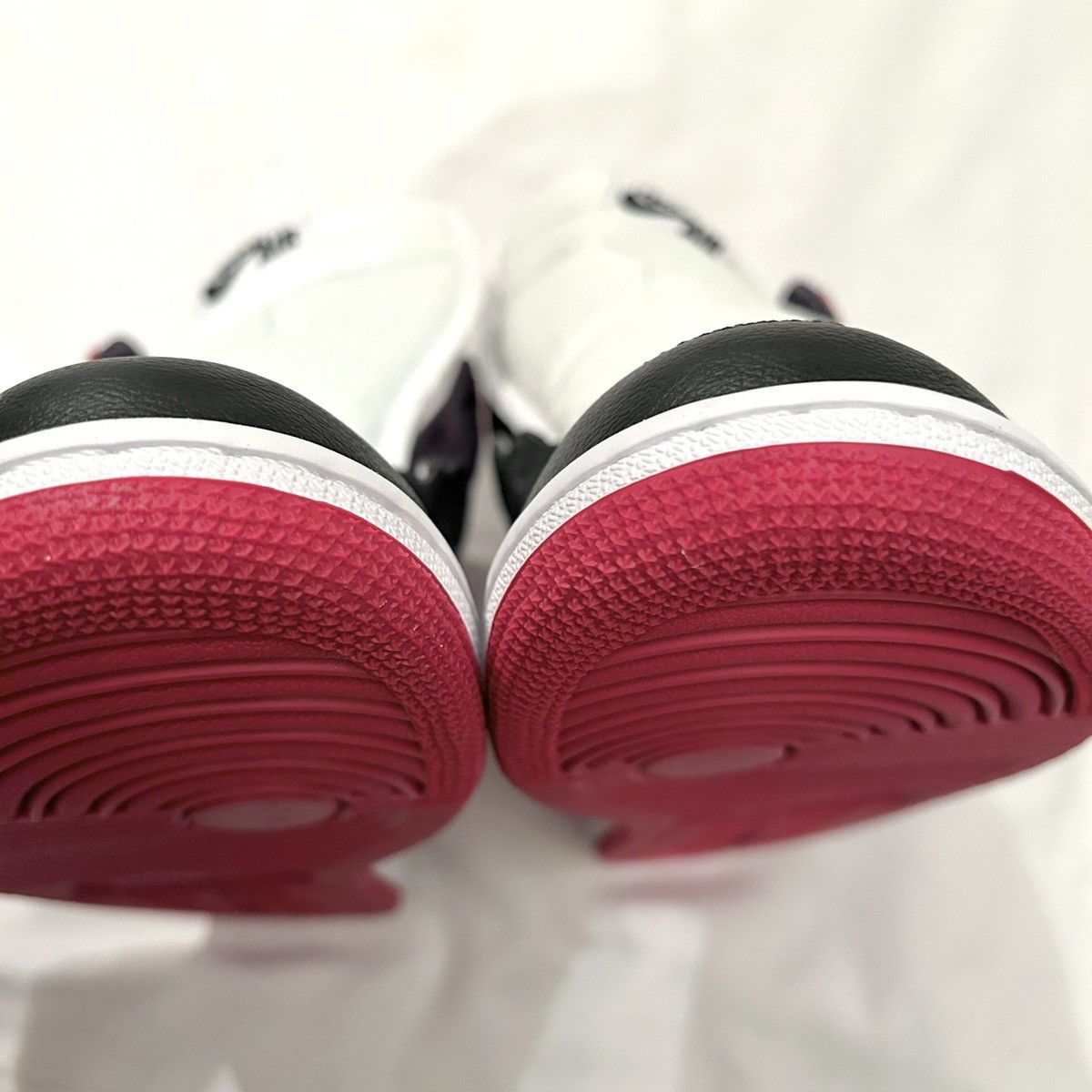 Jordan Brand 🔻Air Jordan 1 Satin Black Toe🔻 Size US 8 / IT 38 - 6 Thumbnail