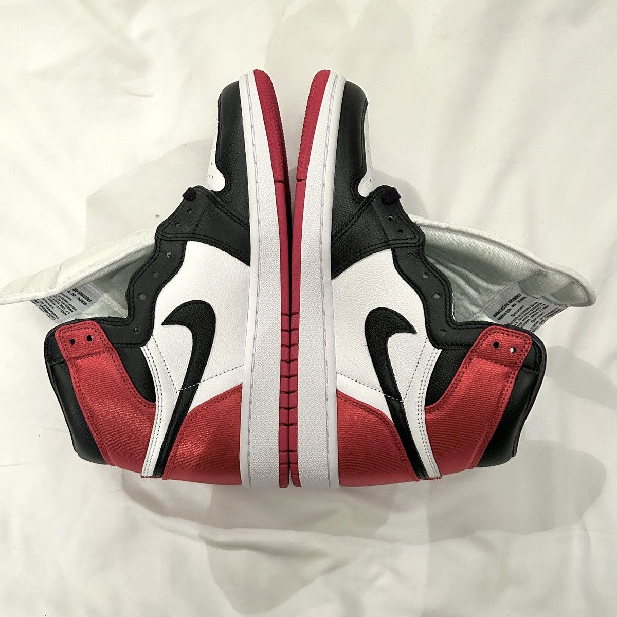 Jordan Brand 🔻Air Jordan 1 Satin Black Toe🔻 Size US 8 / IT 38 - 3 Thumbnail
