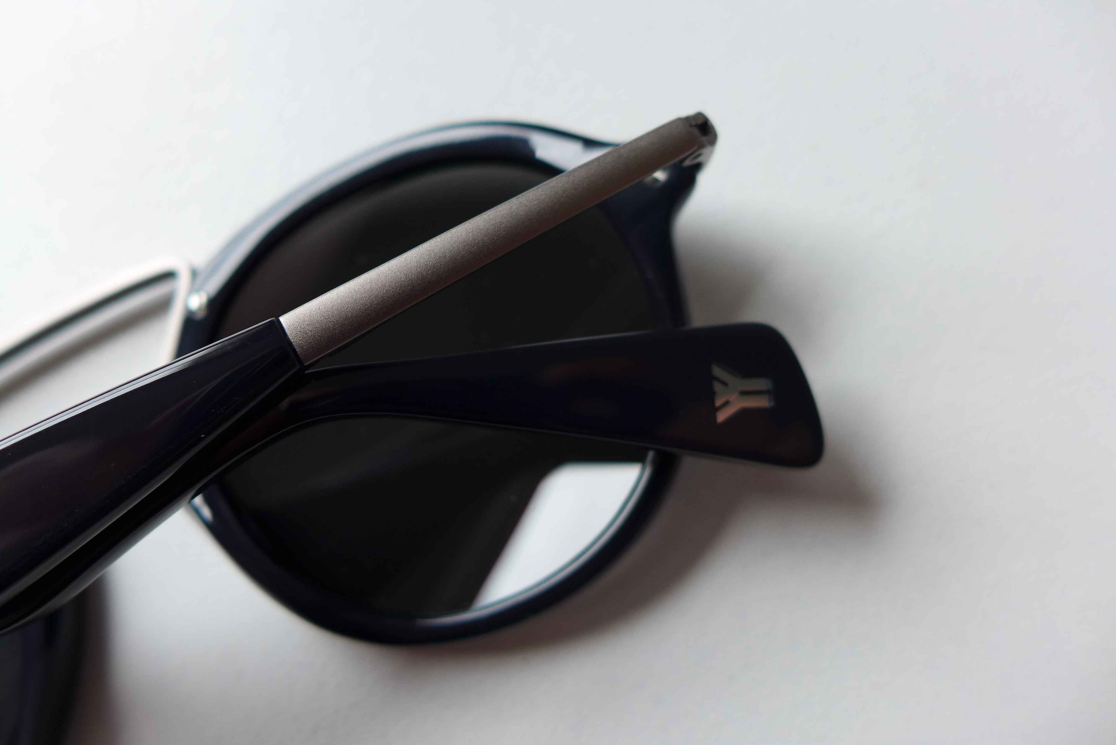 Yohji Yamamoto Yohji Yamamoto YY5009 Sunglasses - Black Size ONE SIZE - 4 Thumbnail
