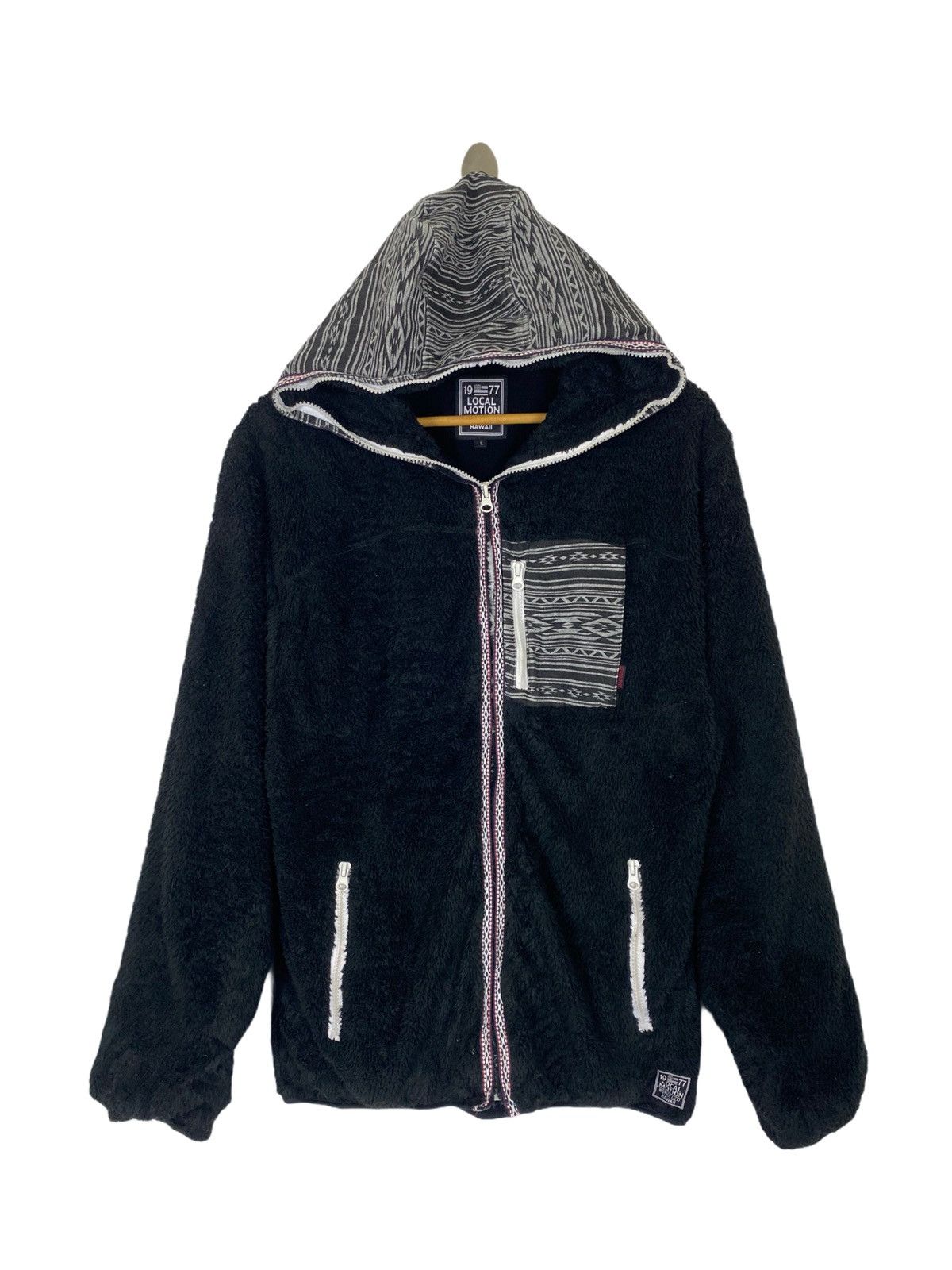 image of Hawaiian Shirt x Outdoor Style Go Out Local Motion Hawaii Fleece Hoddies Sweater in Black (Size Lar