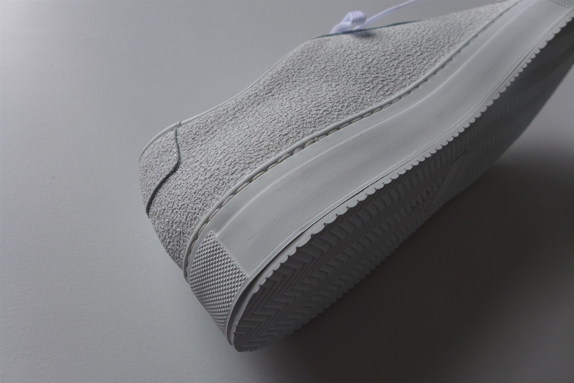 Common Projects Common Projects Achilles Sneakers - Premium White Leather Size US 8 / EU 41 - 8 Thumbnail