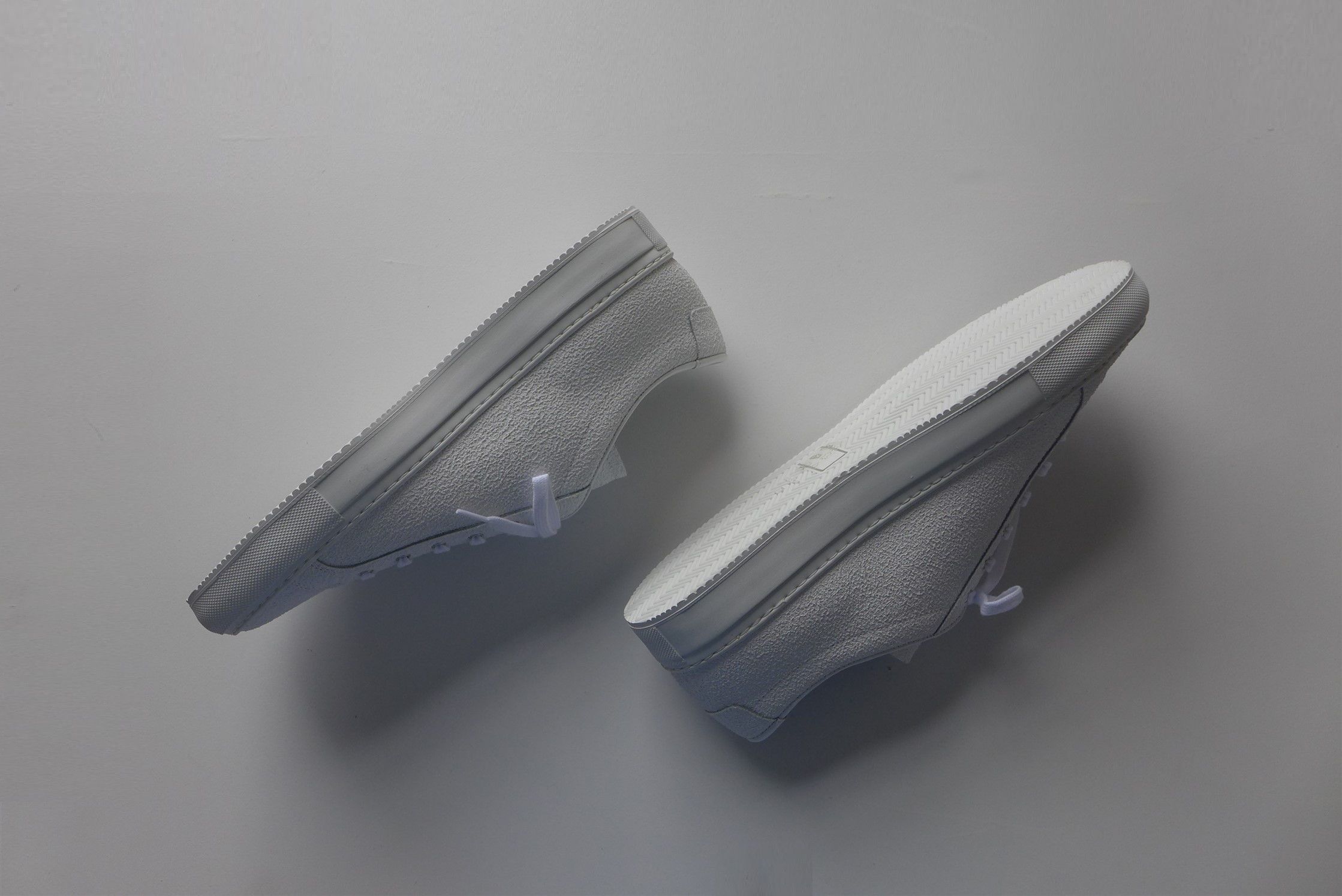 Common Projects Common Projects Achilles Sneakers - Premium White Leather Size US 8 / EU 41 - 2 Thumbnail
