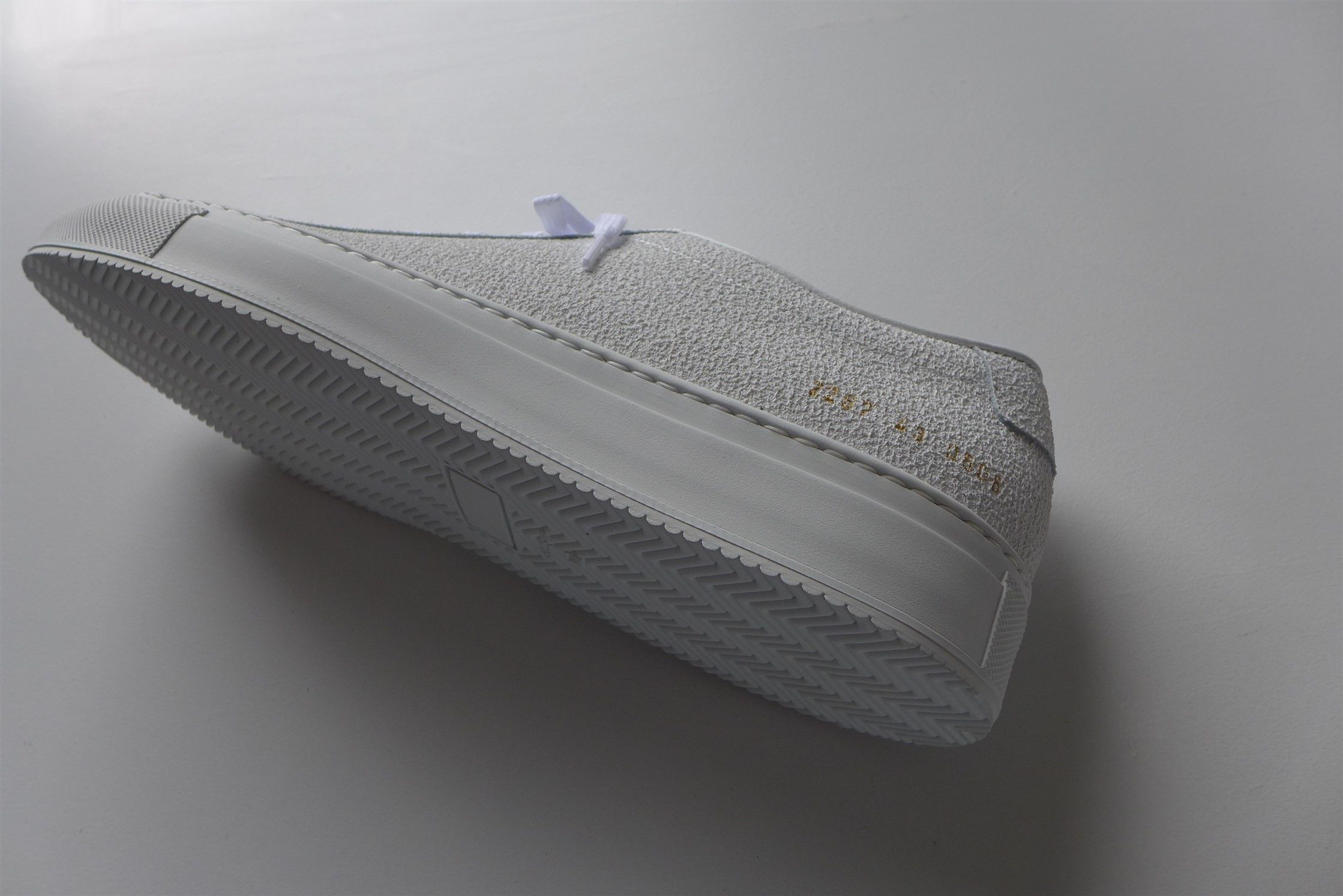 Common Projects Common Projects Achilles Sneakers - Premium White Leather Size US 8 / EU 41 - 9 Thumbnail