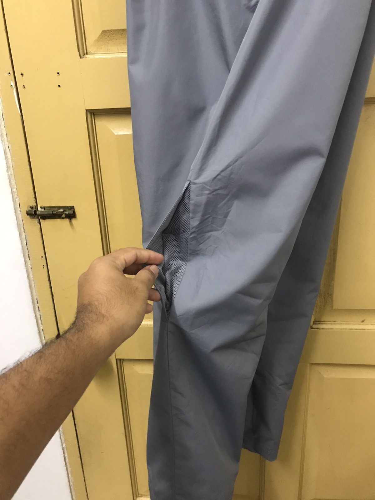 Nike Vintage Nike Small Swoosh Clima-fit Track Pants Size US 30 / EU 46 - 5 Thumbnail