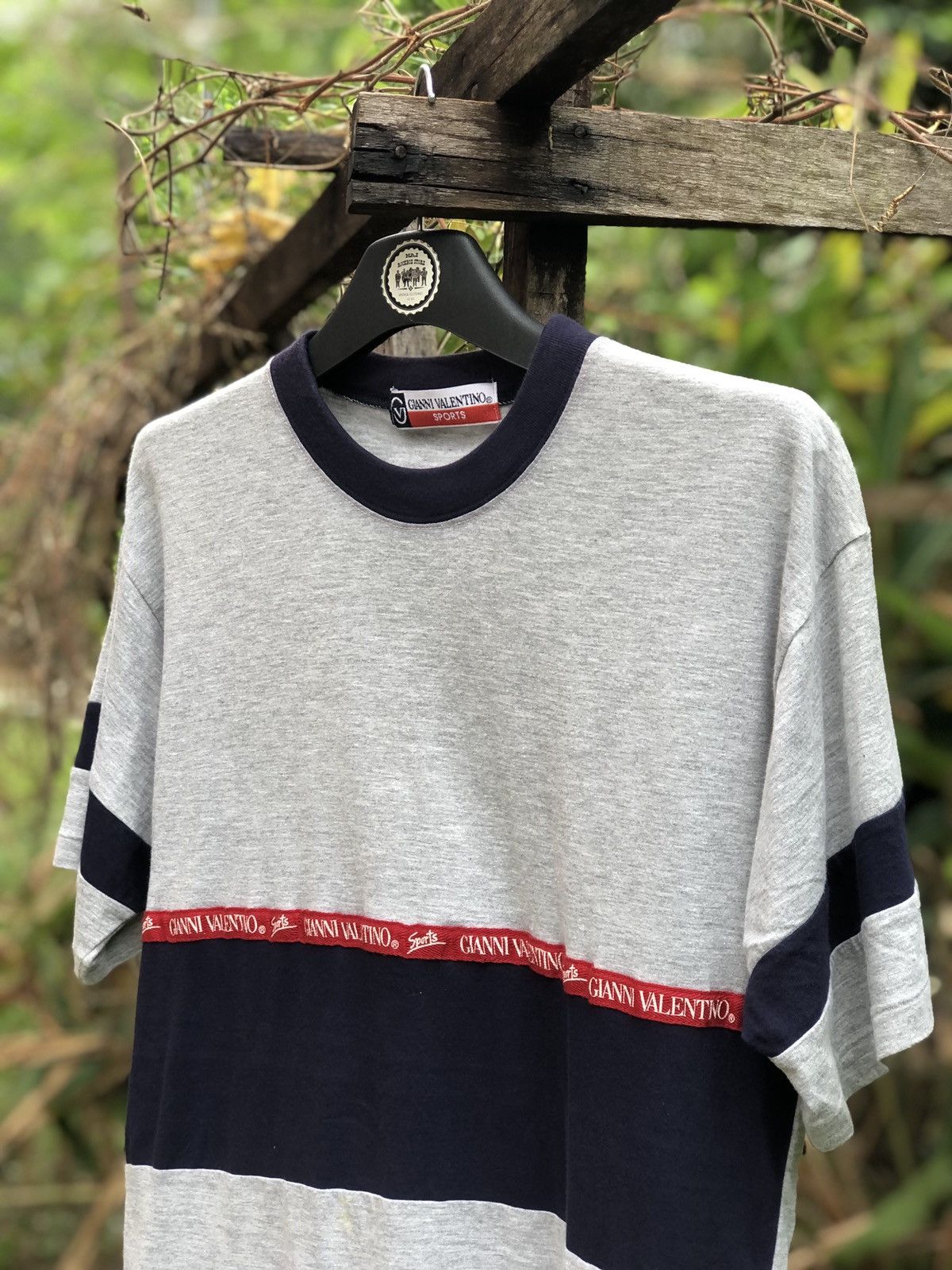Gianni Valentino Vintage Gianni Valentino Single Stitch Tee Size US S / EU 44-46 / 1 - 2 Thumbnail