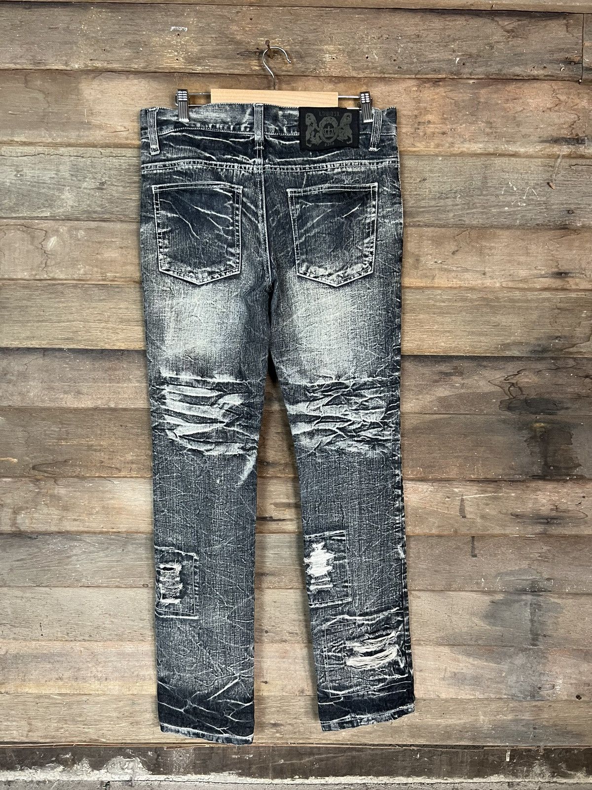 LOWBOX LOWBOX PUNK DISTRESSED DENIM SKINY VINTAGE JAPANESE BRANDED Size US 31 - 2 Thumbnail