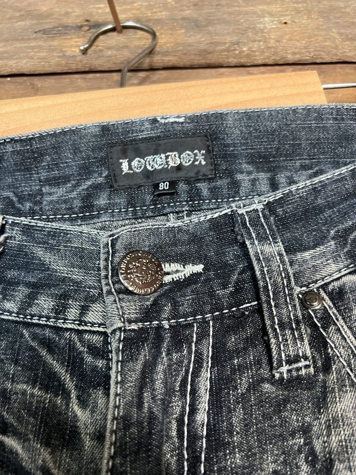LOWBOX LOWBOX PUNK DISTRESSED DENIM SKINY VINTAGE JAPANESE BRANDED Size US 31 - 11 Thumbnail
