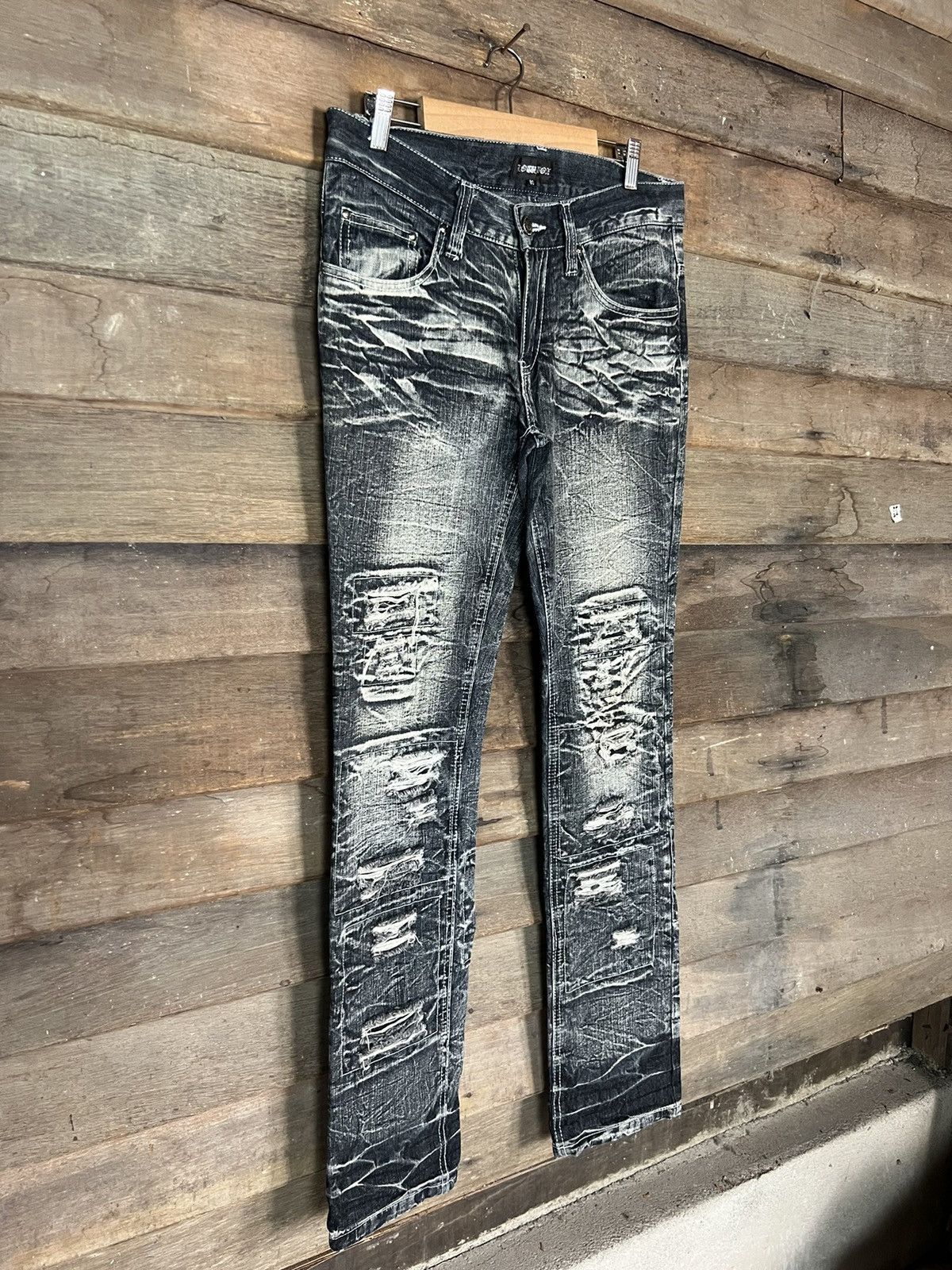 LOWBOX LOWBOX PUNK DISTRESSED DENIM SKINY VINTAGE JAPANESE BRANDED Size US 31 - 5 Thumbnail