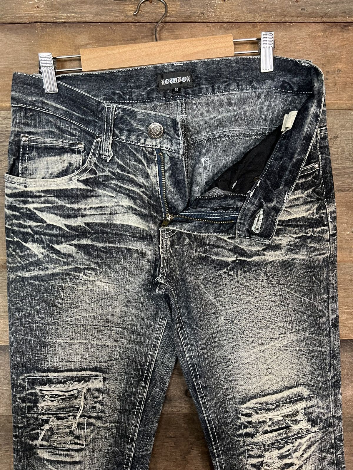 LOWBOX LOWBOX PUNK DISTRESSED DENIM SKINY VINTAGE JAPANESE BRANDED Size US 31 - 12 Thumbnail