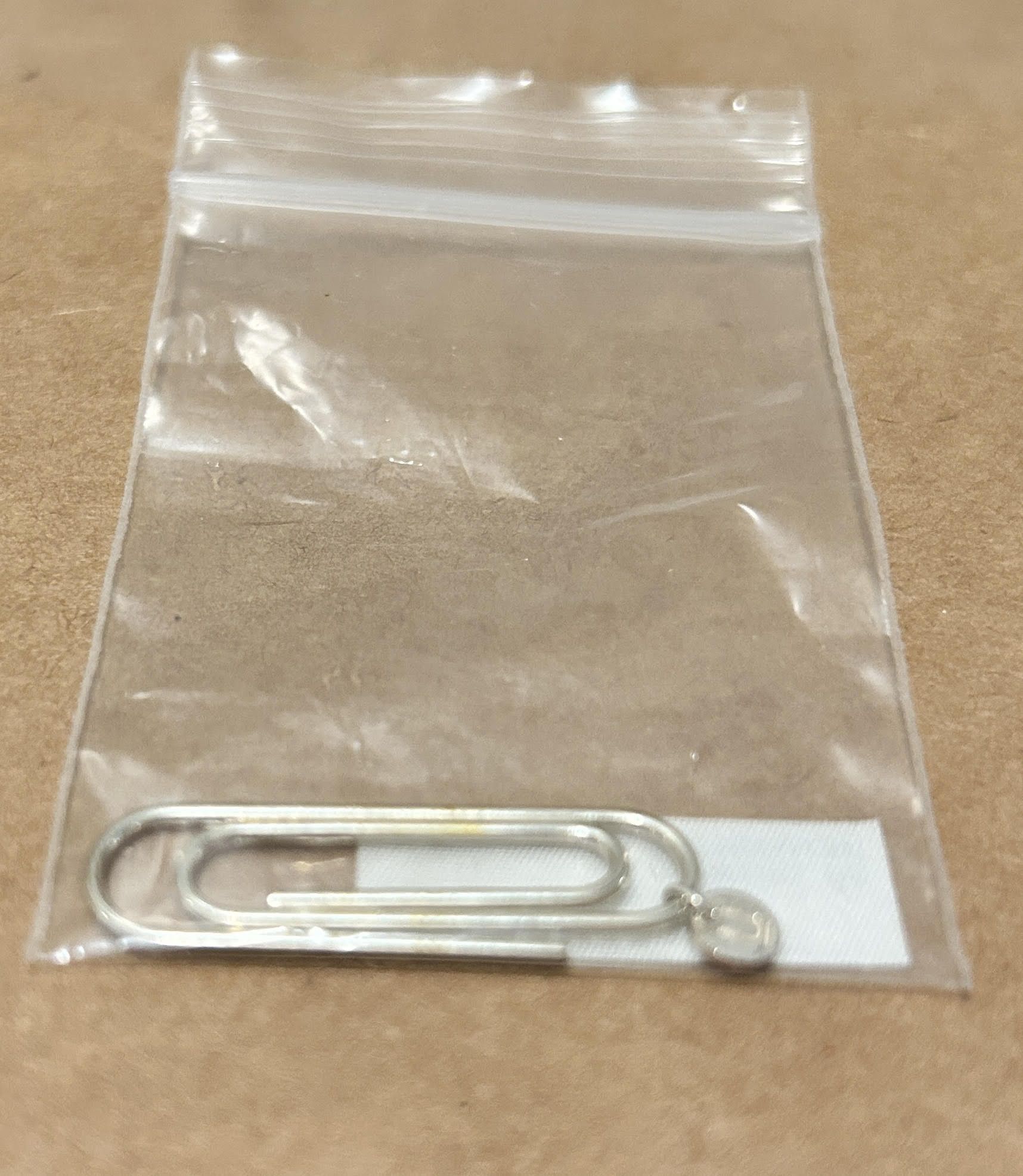 Jun Takahashi Jun Takahashi × Undercover Paperclip Pin SMALL silver Size ONE SIZE - 5 Thumbnail