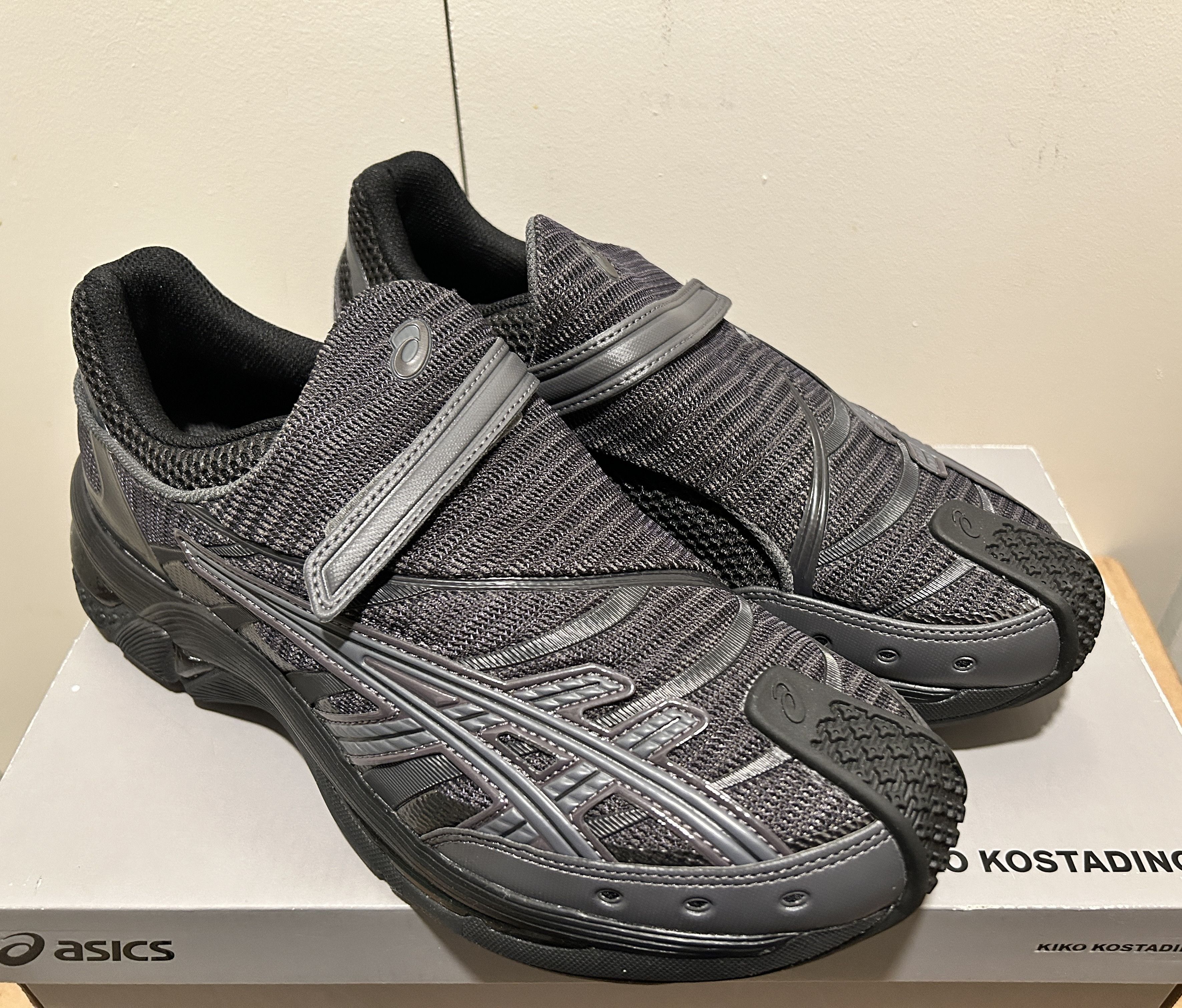 Asics × Kiko Kostadinov Asics × Kiko Kostadinov Gel Kiril-2 Graphite Grey / Black Size US 10 / EU 43 - 4 Thumbnail
