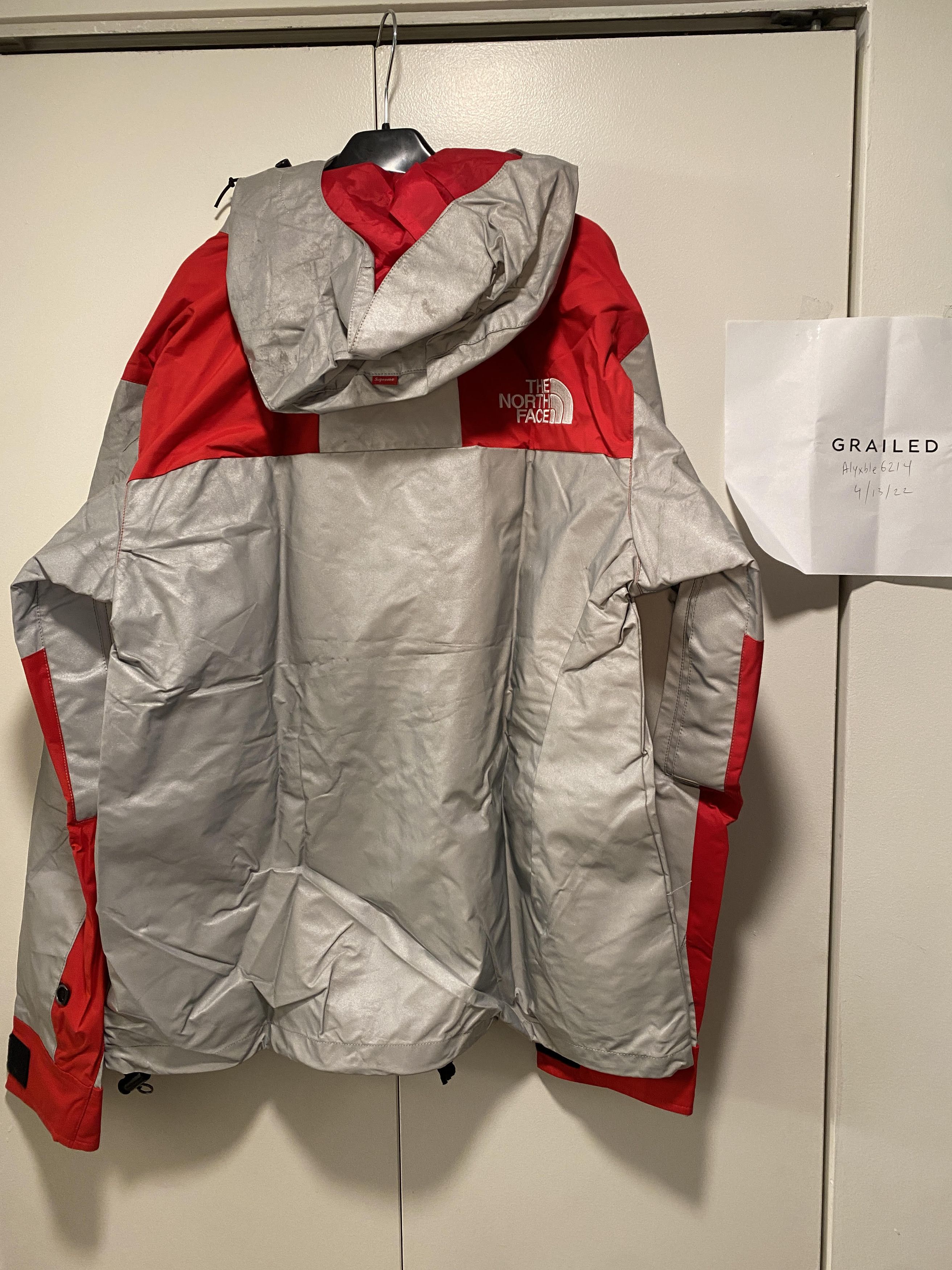 Supreme × The North Face Supreme The North Face 3M Reflective Mountain Jacket Red Size US L / EU 52-54 / 3 - 7 Thumbnail