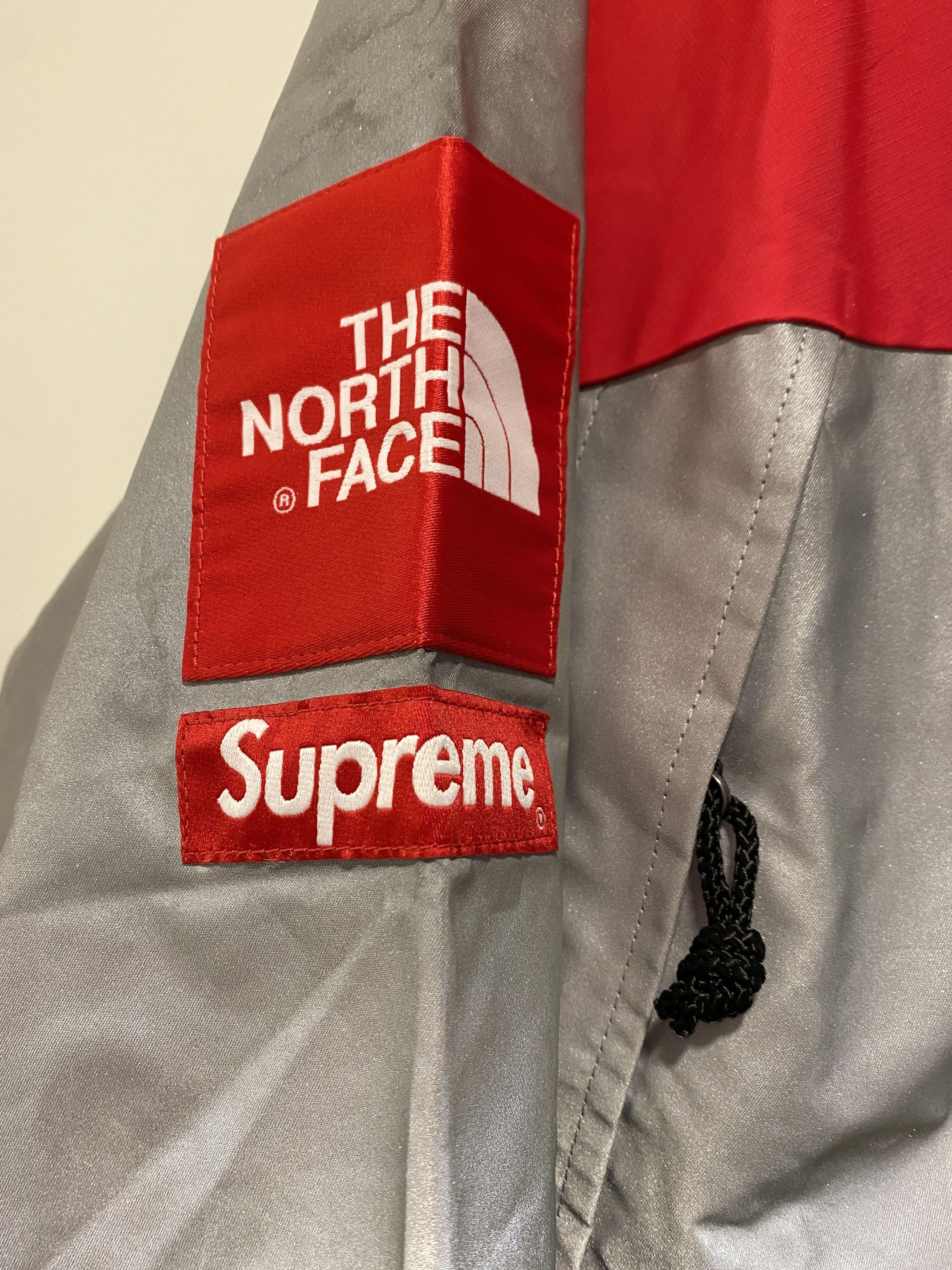 Supreme × The North Face Supreme The North Face 3M Reflective Mountain Jacket Red Size US L / EU 52-54 / 3 - 3 Thumbnail