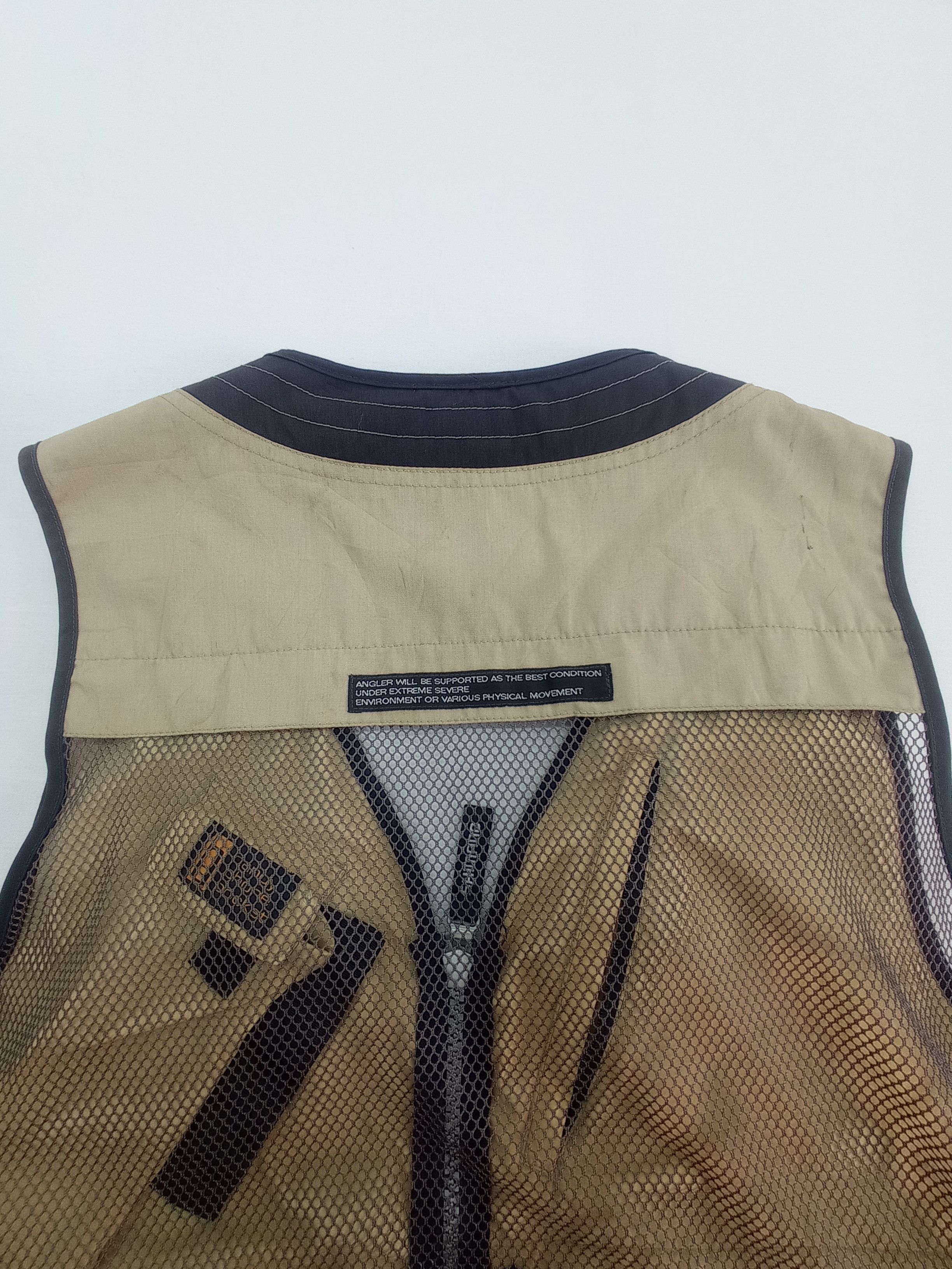 Japanese Brand Nexus Shimano Hyper Fishing Gear Vest Size US L / EU 52-54 / 3 - 9 Thumbnail