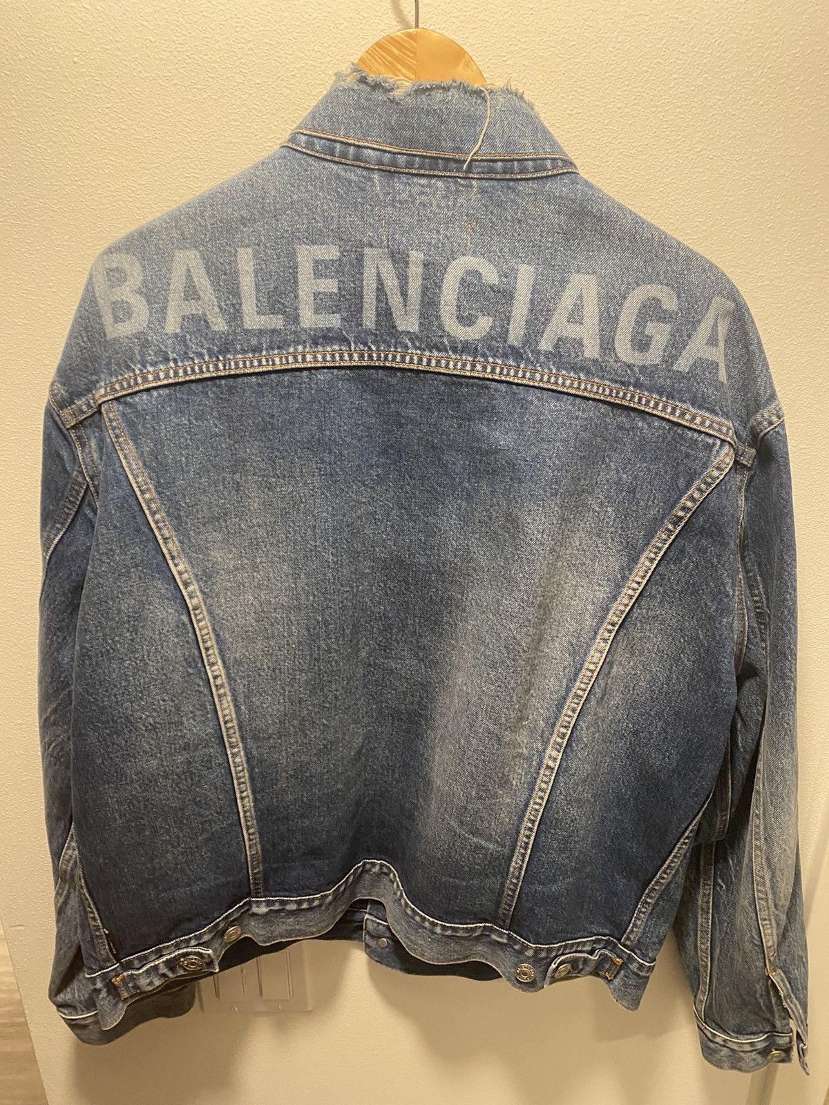 Balenciaga Balenciaga Denim Jacket Size US XL / EU 56 / 4 - 1 Thumbnail