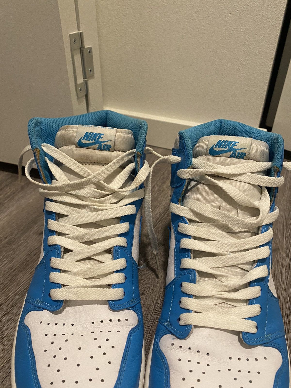 Jordan Brand Jordan 1 Retro UNC Size 11.5 Size US 11.5 / EU 44-45 - 6 Thumbnail