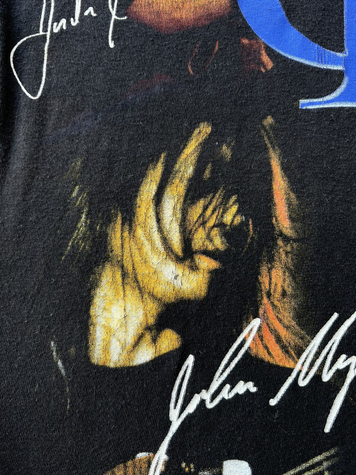 Band Tees Vintage 2002 Dream Theater European Tour Faded Tee Size US XL / EU 56 / 4 - 9 Thumbnail