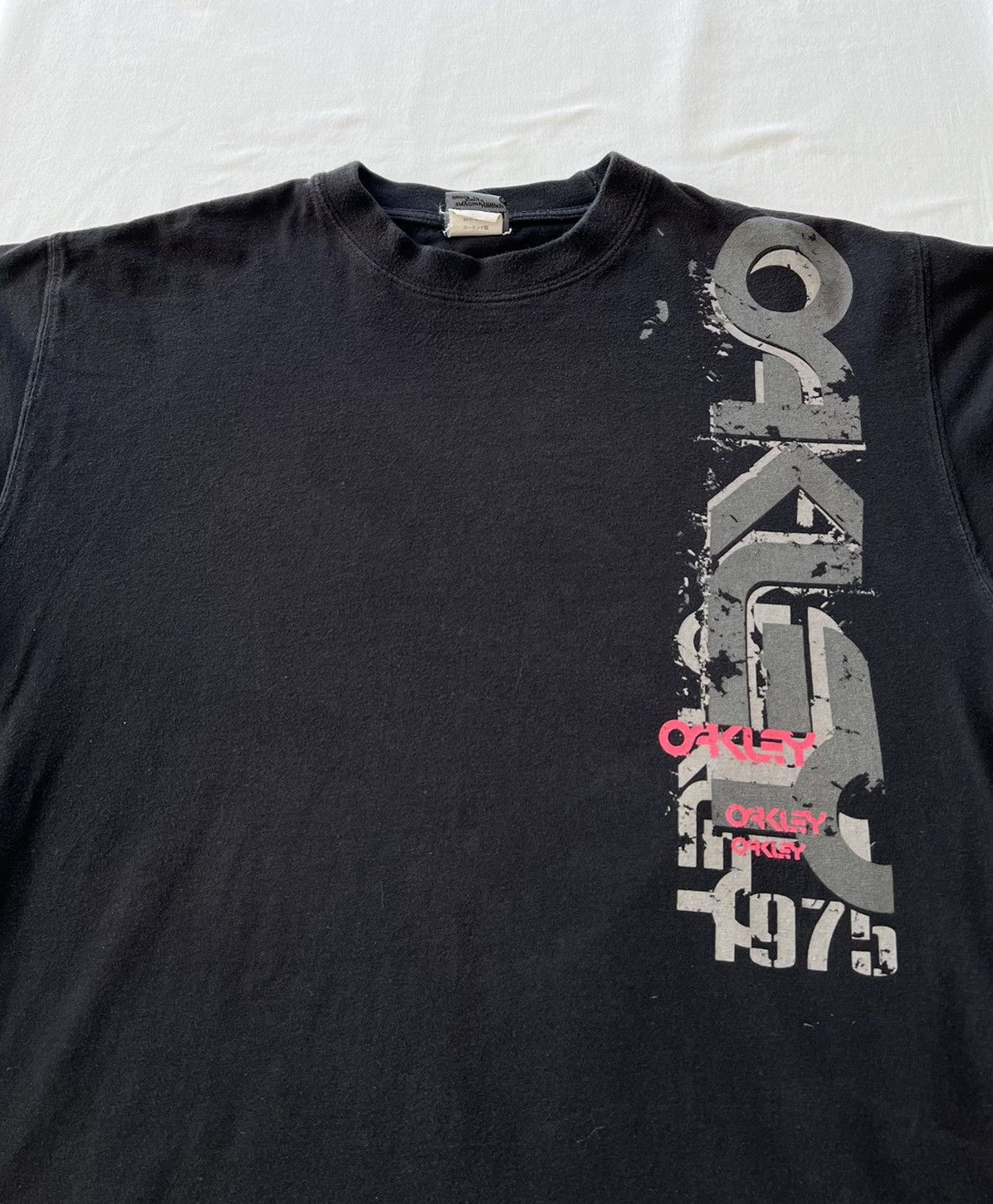 Oakley Vintage 90s Oakley Black Tee (Surf Style) Size US L / EU 52-54 / 3 - 3 Thumbnail