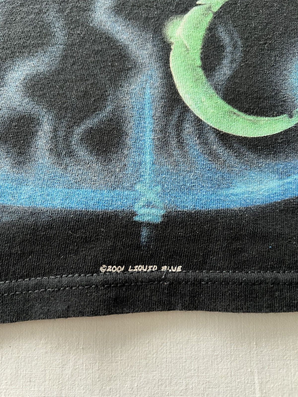 Liquid Blue Vintage 2001 Liquid Blue Wolf All Over Print Streetwear Tee Size US XL / EU 56 / 4 - 11 Thumbnail