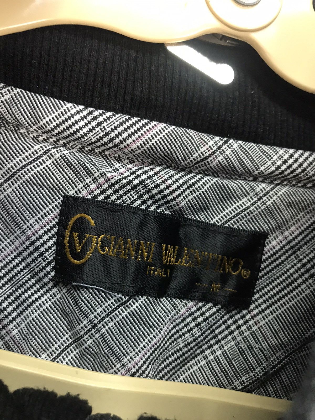Japanese Brand Gianni Valentino half zipper distressed sweatshirt Size US M / EU 48-50 / 2 - 3 Thumbnail