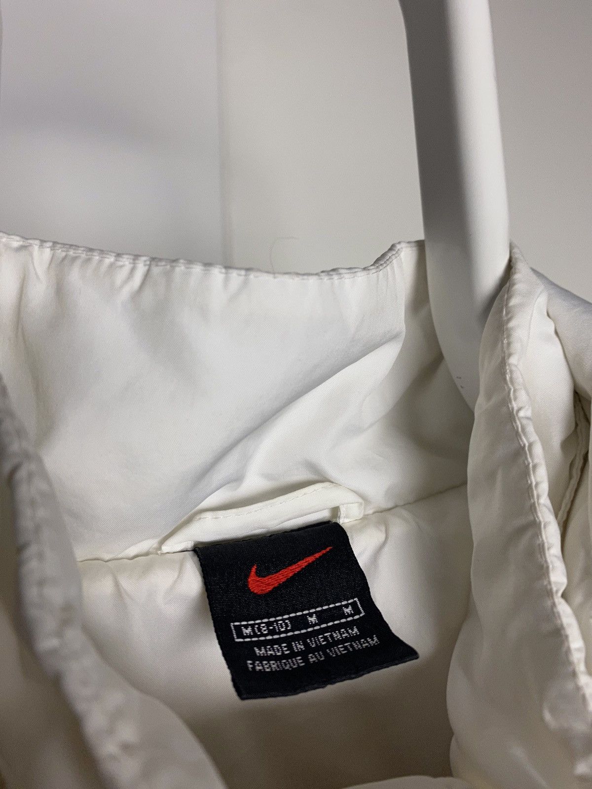 Nike × Vintage Nike vintage puffer jacket big logo white neon yellow 90s Size US M / EU 48-50 / 2 - 6 Thumbnail