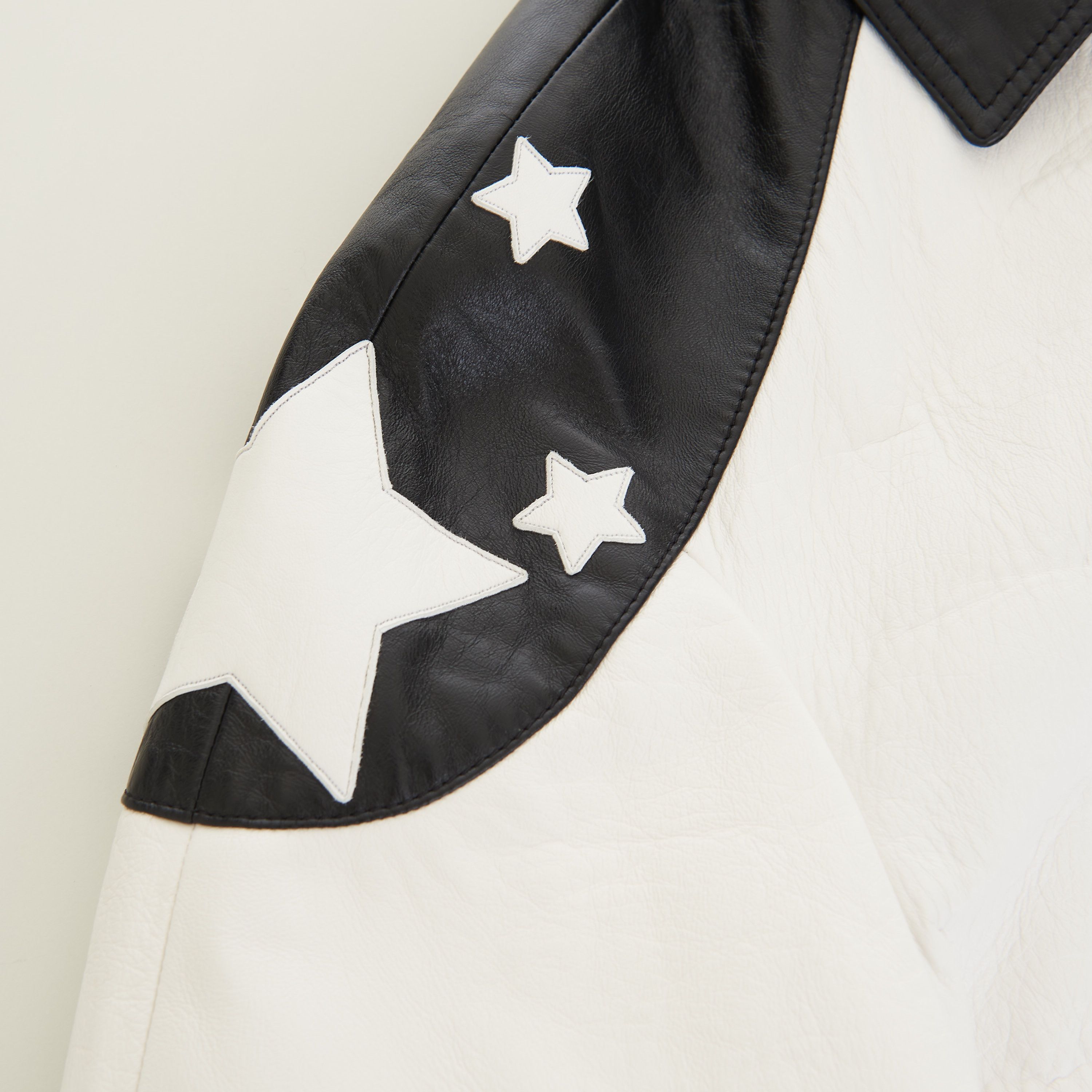 Celine Two-toned Teddy Jacket In Soft Lambskin With “Flag” Patch Size US M / EU 48-50 / 2 - 11 Thumbnail