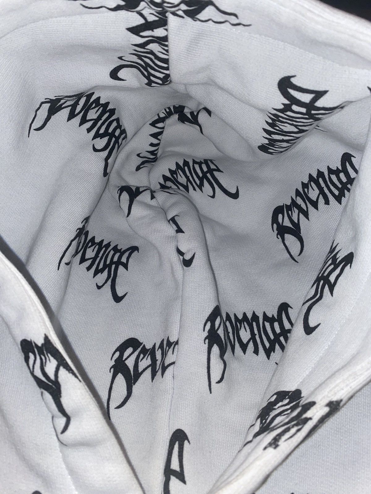 Revenge Revenge White Massacre Hoodie Size US M / EU 48-50 / 2 - 5 Thumbnail