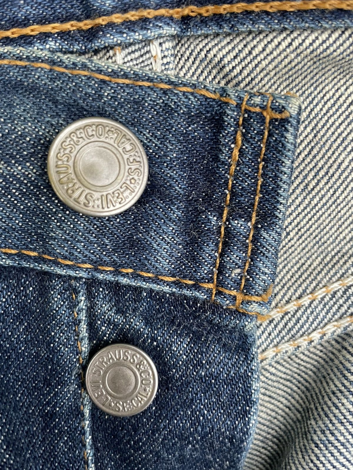 Levi's × Vintage Levi’s 501 e 1998 Usa Aging Wash & Distressed Size US 28 / EU 44 - 19 Thumbnail