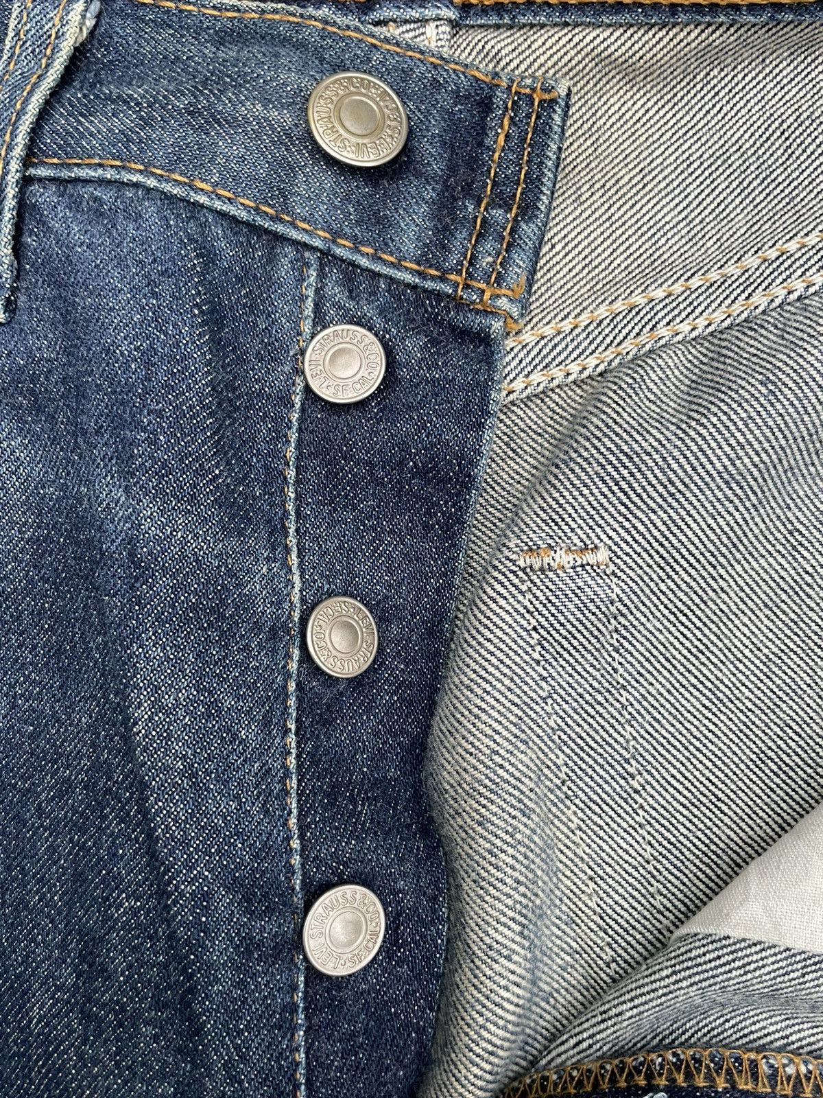 Levi's × Vintage Levi’s 501 e 1998 Usa Aging Wash & Distressed Size US 28 / EU 44 - 20 Thumbnail