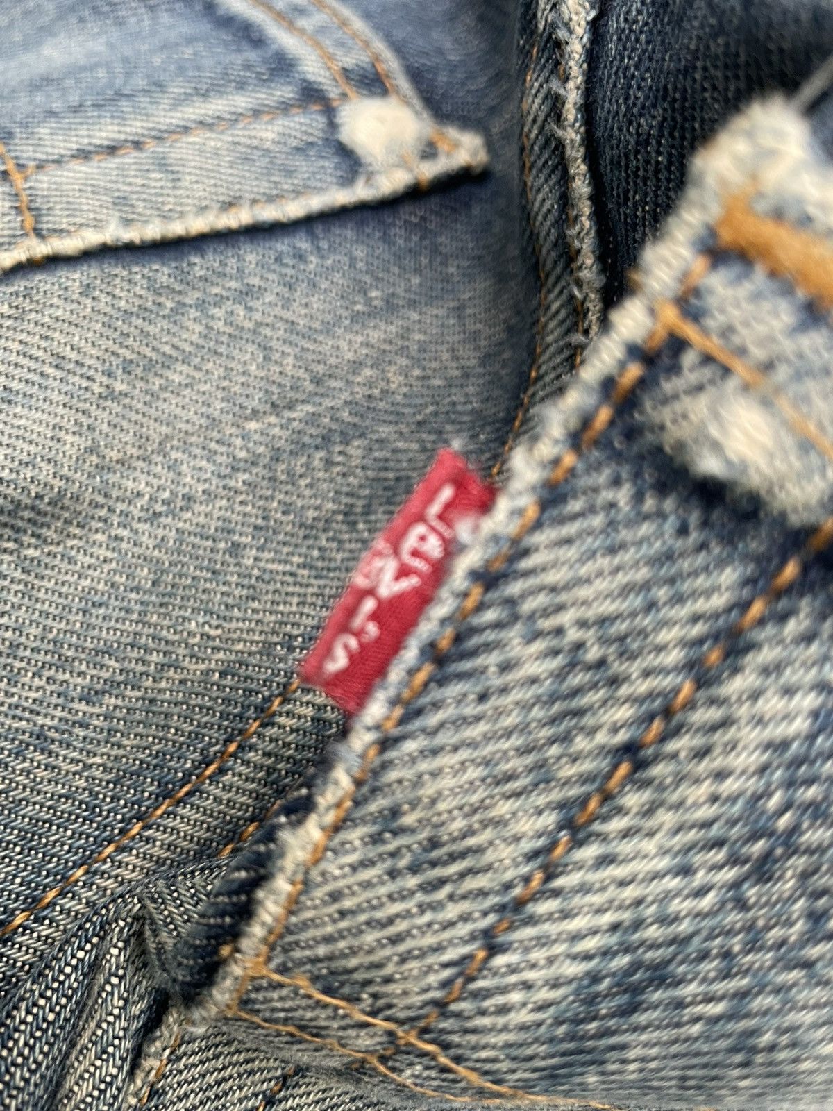 Levi's × Vintage Levi’s 501 e 1998 Usa Aging Wash & Distressed Size US 28 / EU 44 - 14 Thumbnail