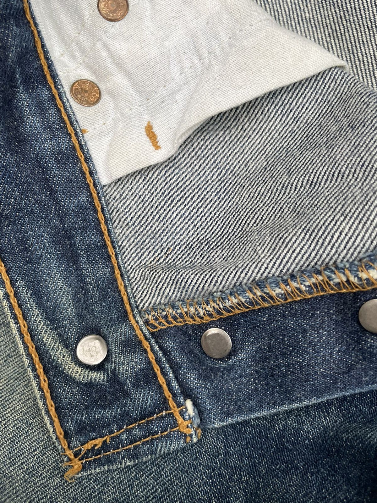 Levi's × Vintage Levi’s 501 e 1998 Usa Aging Wash & Distressed Size US 28 / EU 44 - 18 Thumbnail