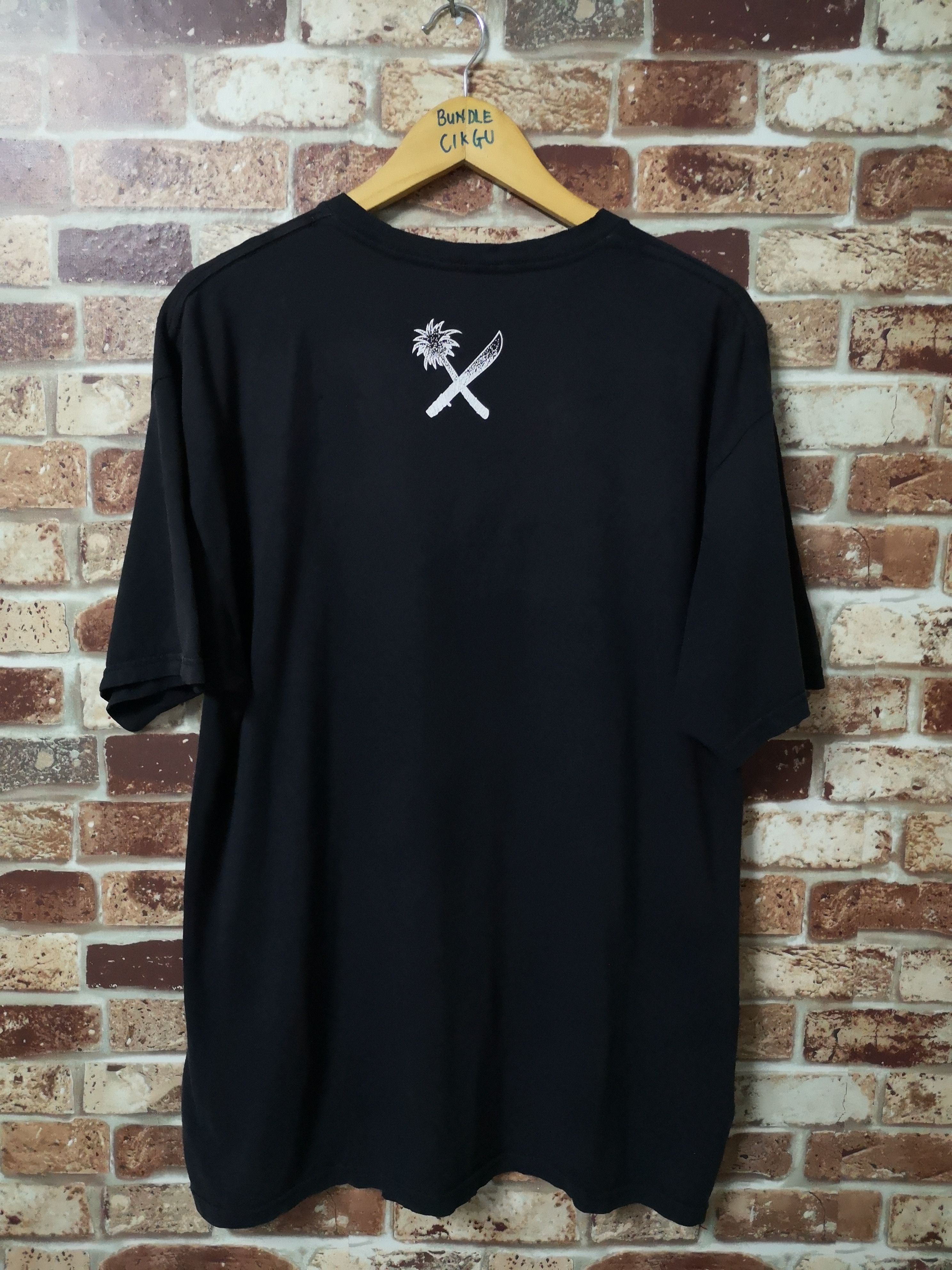 Us Versus Them US VERSUS THEM TEE NICE PRINT Size US XL / EU 56 / 4 - 3 Thumbnail