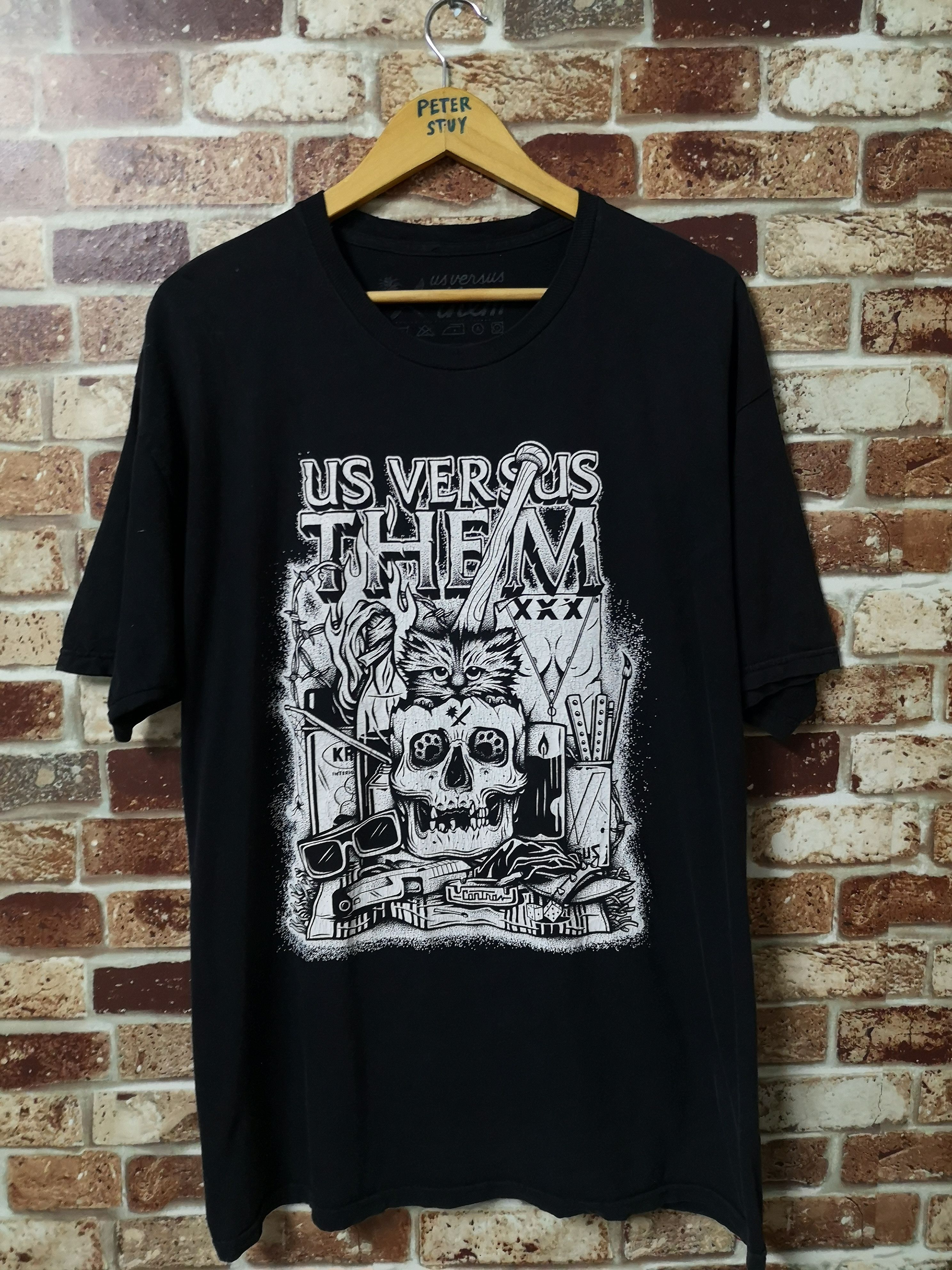 Us Versus Them US VERSUS THEM TEE NICE PRINT Size US XL / EU 56 / 4 - 1 Thumbnail
