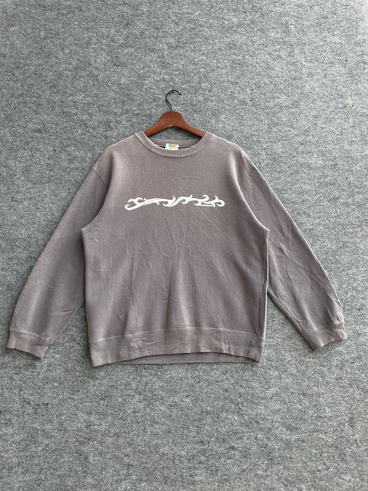 Japanese Brand × Vintage VINTAGE SHONAN CHIGASAKI GODDESS SWEATSHIRT Size US L / EU 52-54 / 3 - 1 Thumbnail