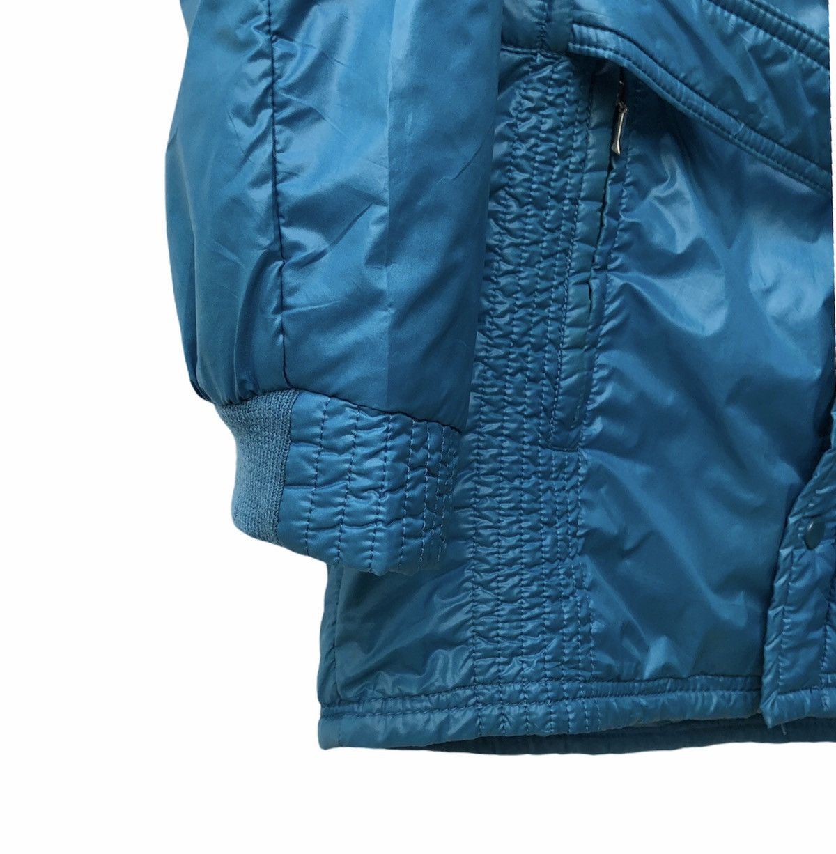 Moncler Vintage Moncler Ski Wear Puffer Jacket with Belt For Women Size L / US 10 / IT 46 - 6 Thumbnail
