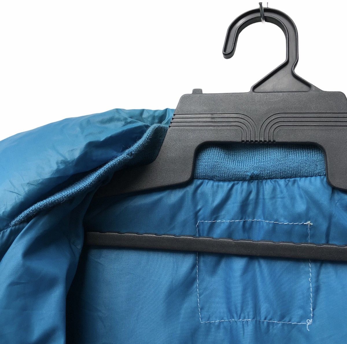 Moncler Vintage Moncler Ski Wear Puffer Jacket with Belt For Women Size L / US 10 / IT 46 - 10 Thumbnail