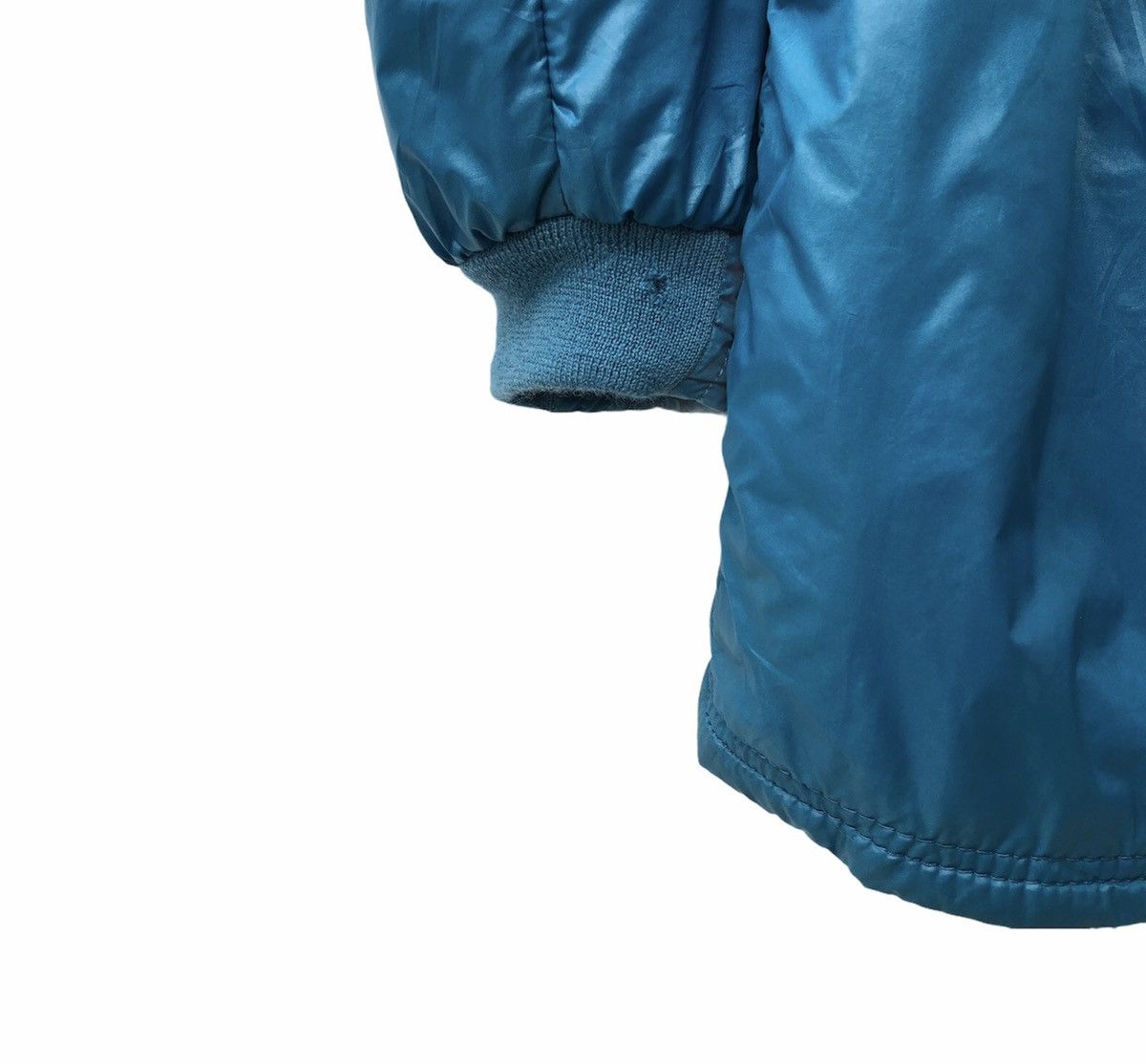 Moncler Vintage Moncler Ski Wear Puffer Jacket with Belt For Women Size L / US 10 / IT 46 - 11 Thumbnail