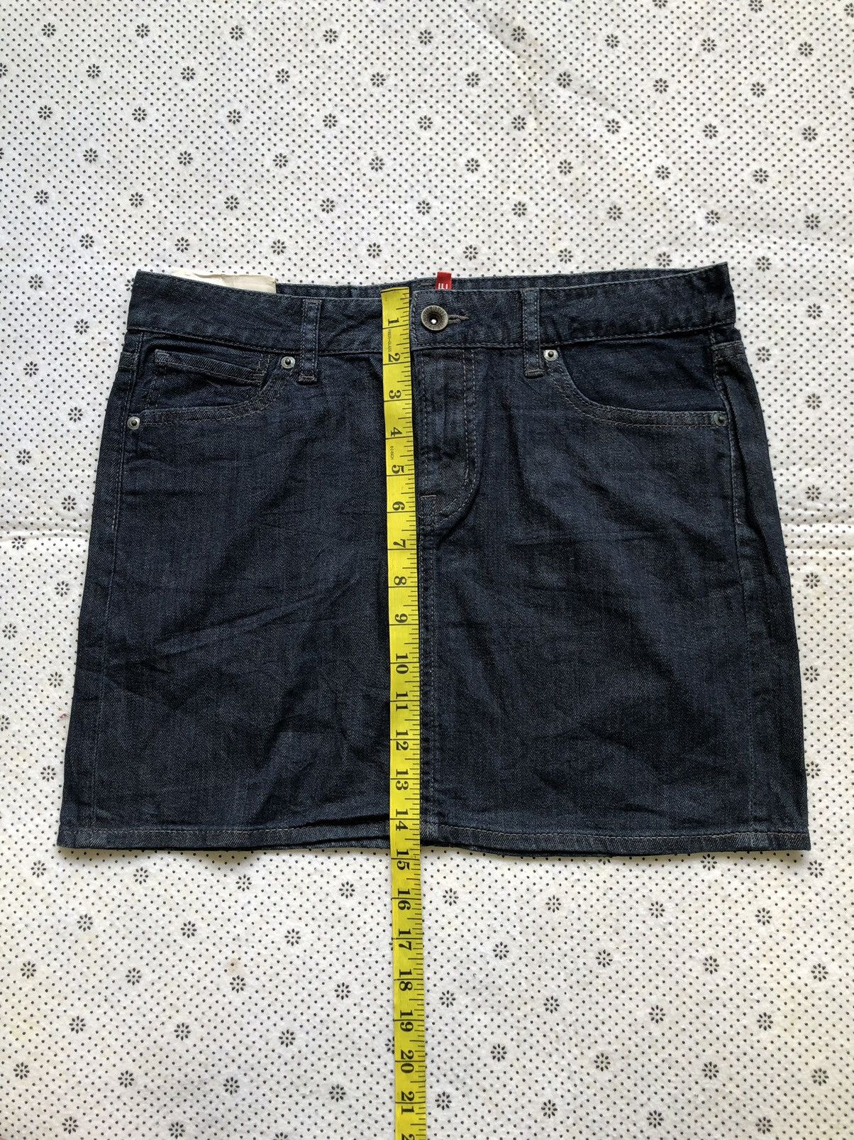 Japanese Brand x Uniqlo mini skirt