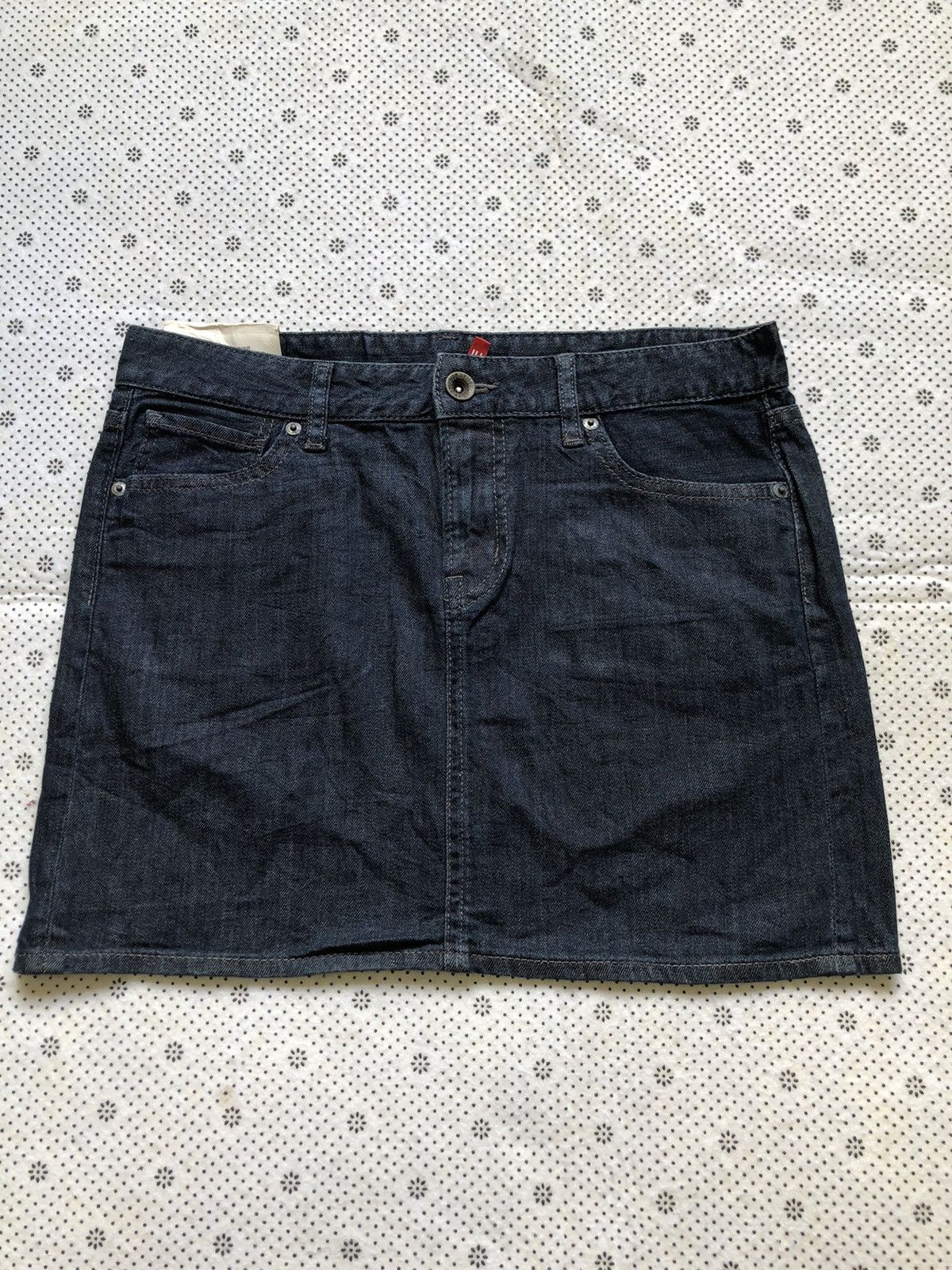 Japanese Brand x Uniqlo mini skirt
