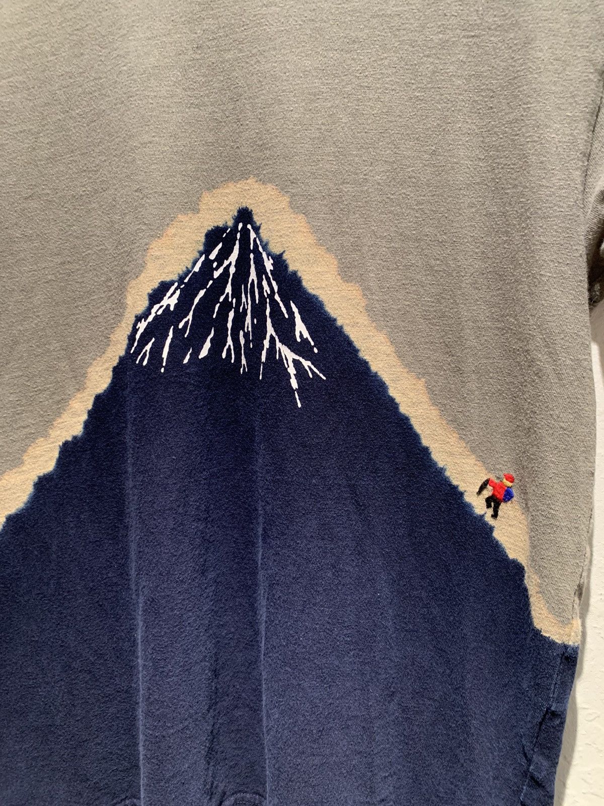 Designer × Japanese Brand × Kapital *RARE* Kapital Mountain Climber Embroidered T-Shirt 2 (S/M) Size US M / EU 48-50 / 2 - 3 Thumbnail