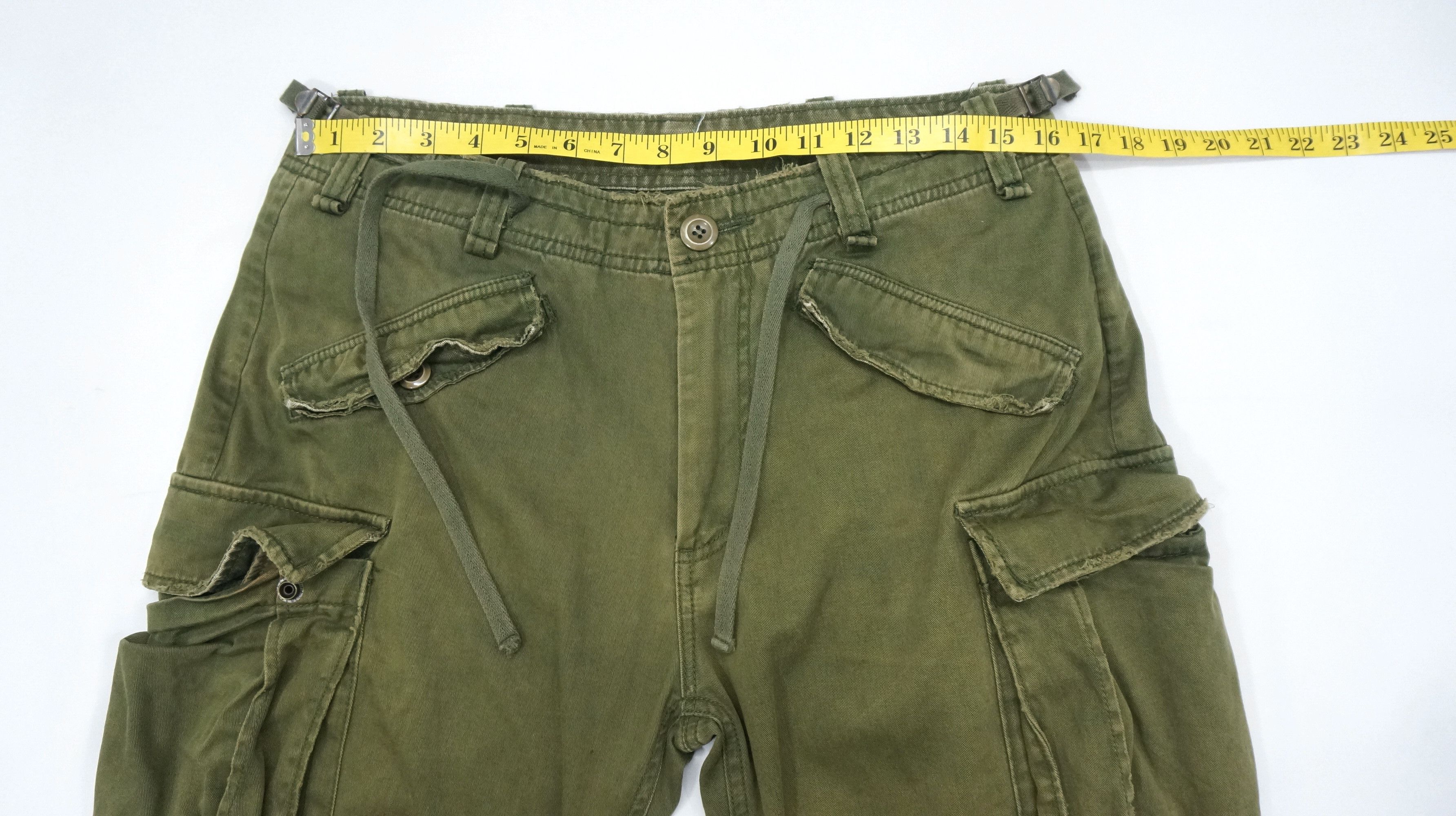 Japanese Brand VTG 🔥 MANGROVE Japan Distressed Tactical Bondage Cargo Pant Size US 31 - 12 Thumbnail