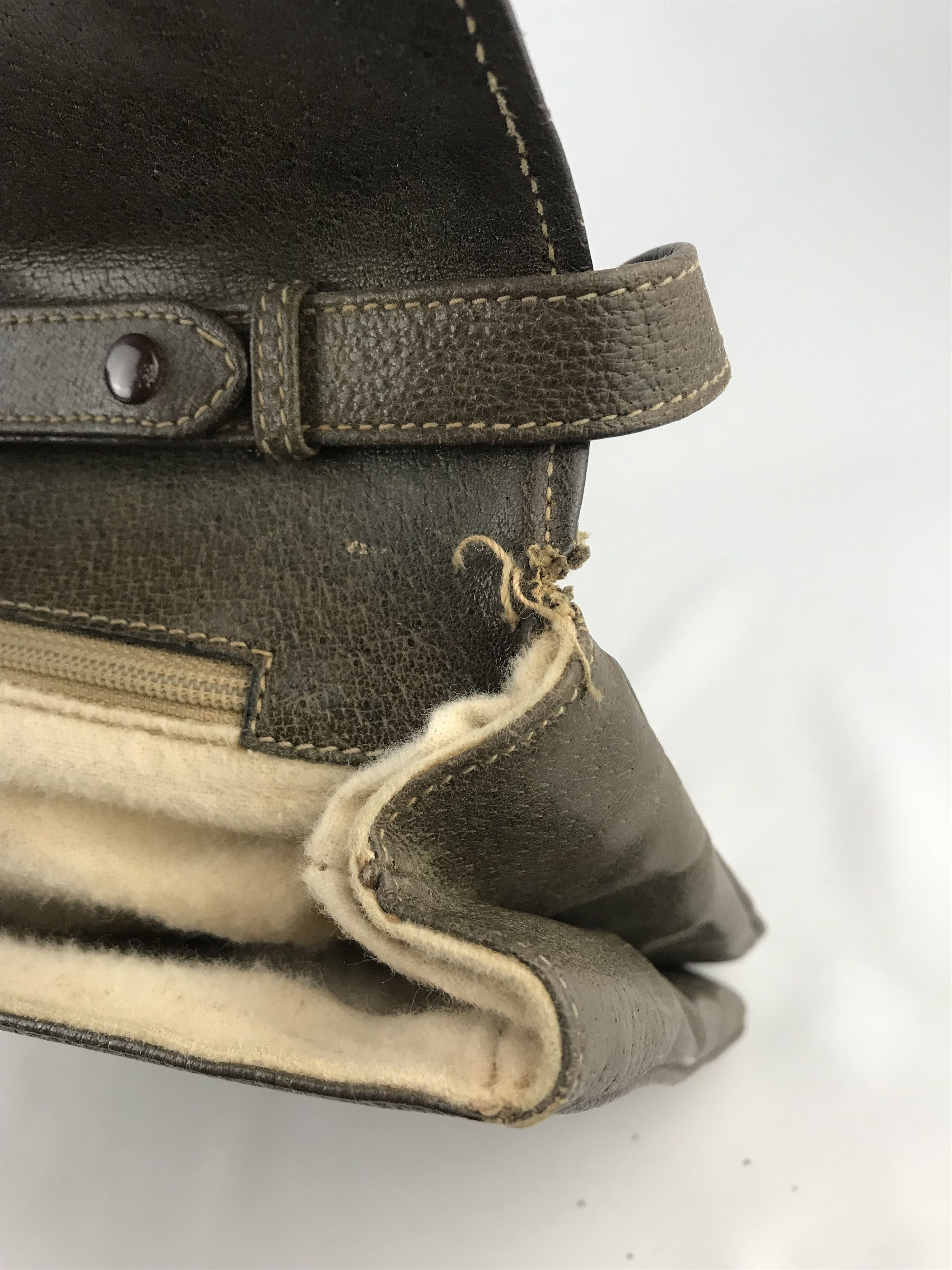 Gucci × Vintage ❌Last Drop❌Vintage Gucci GG Cross body bag Size ONE SIZE - 5 Thumbnail