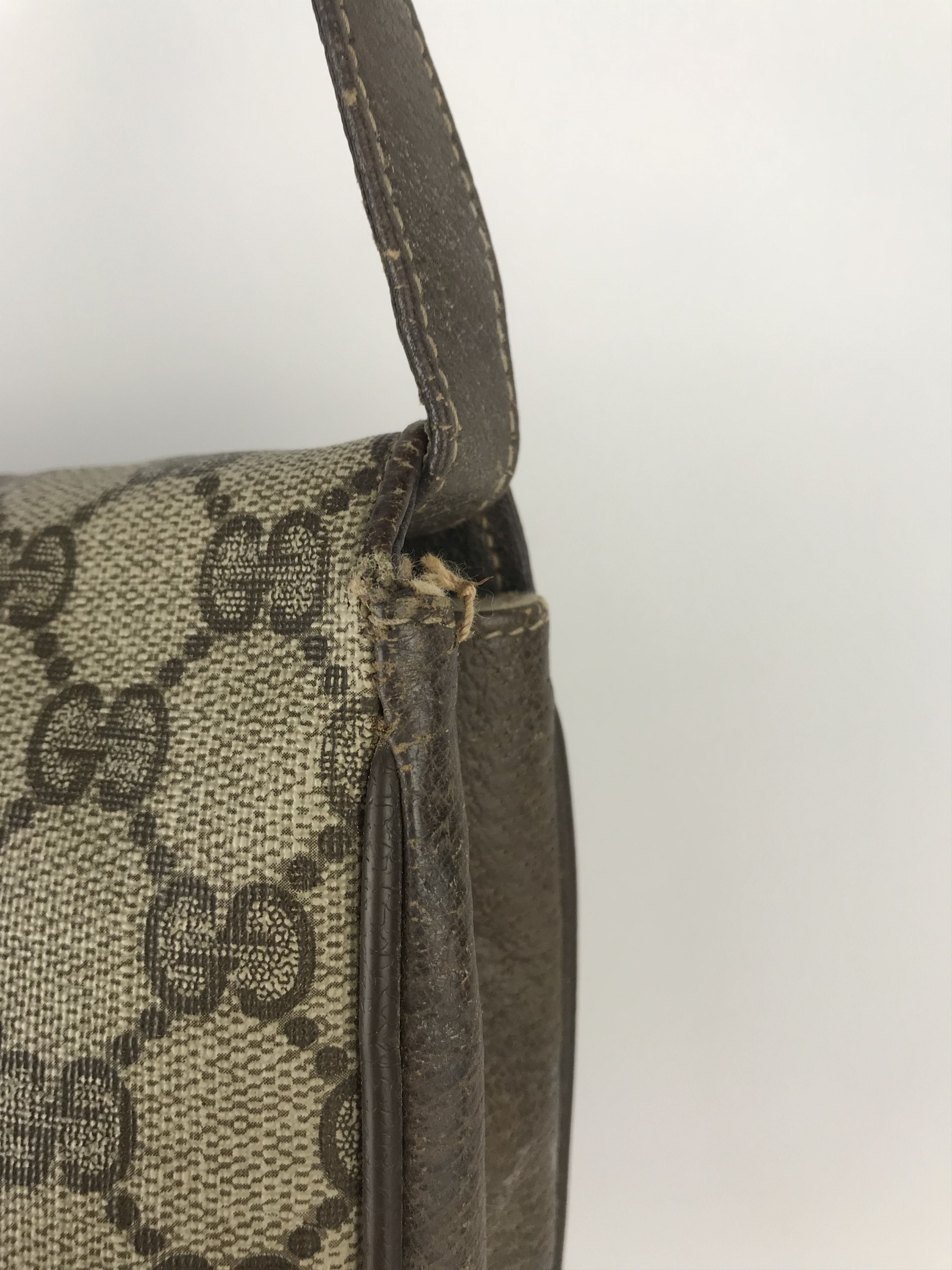 Gucci × Vintage ❌Last Drop❌Vintage Gucci GG Cross body bag Size ONE SIZE - 18 Thumbnail