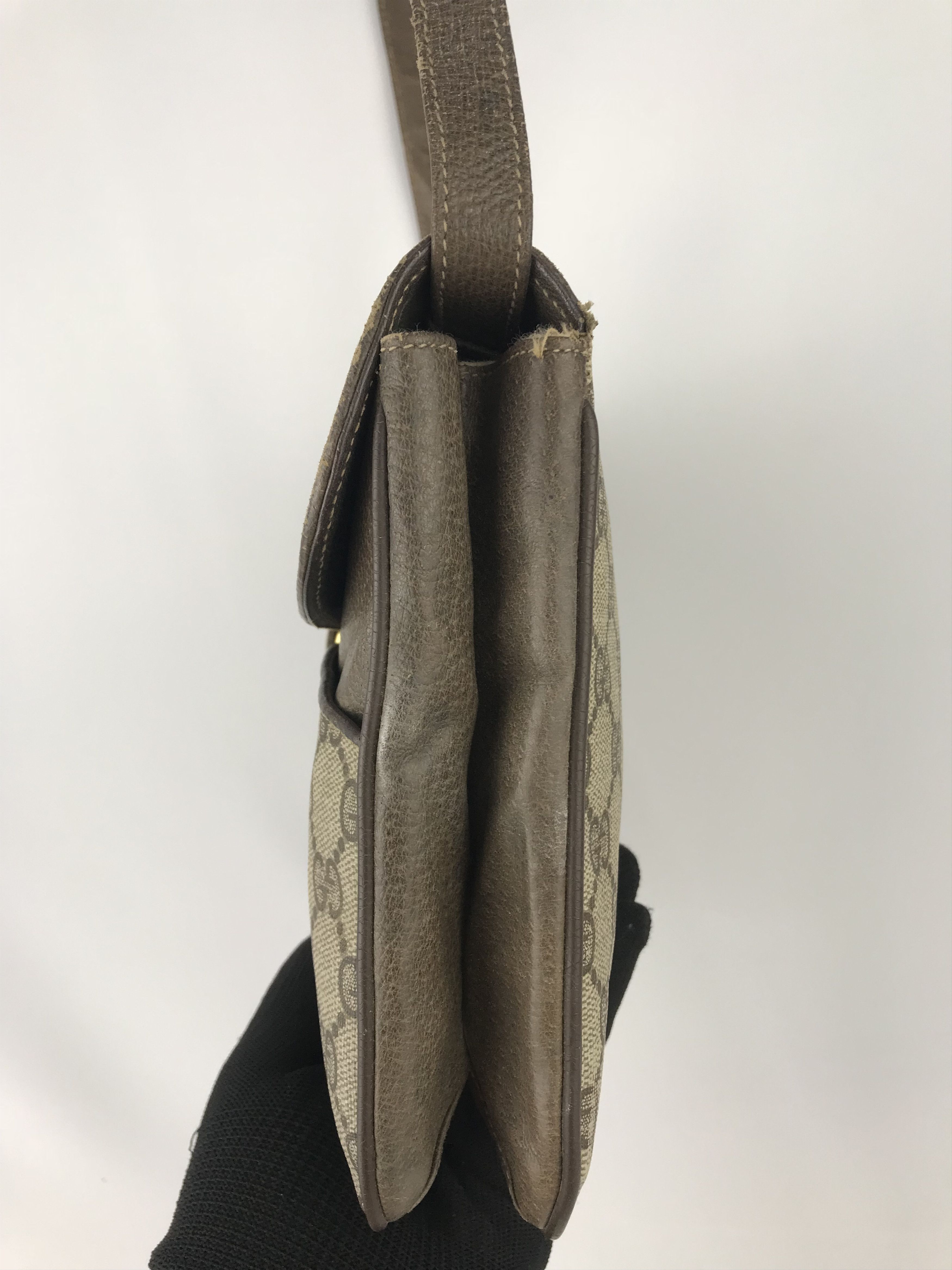 Gucci × Vintage ❌Last Drop❌Vintage Gucci GG Cross body bag Size ONE SIZE - 15 Thumbnail