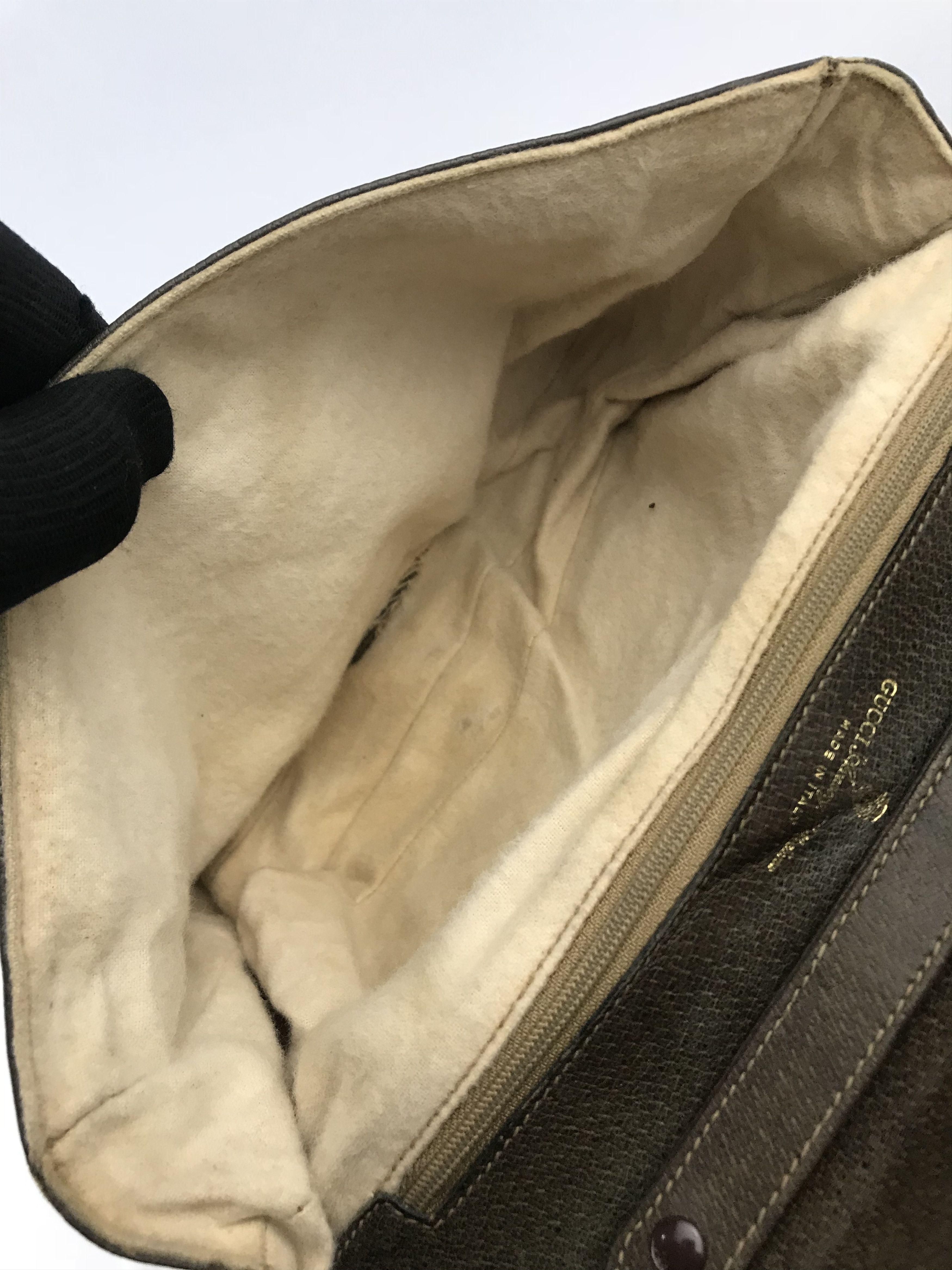 Gucci × Vintage ❌Last Drop❌Vintage Gucci GG Cross body bag Size ONE SIZE - 6 Thumbnail