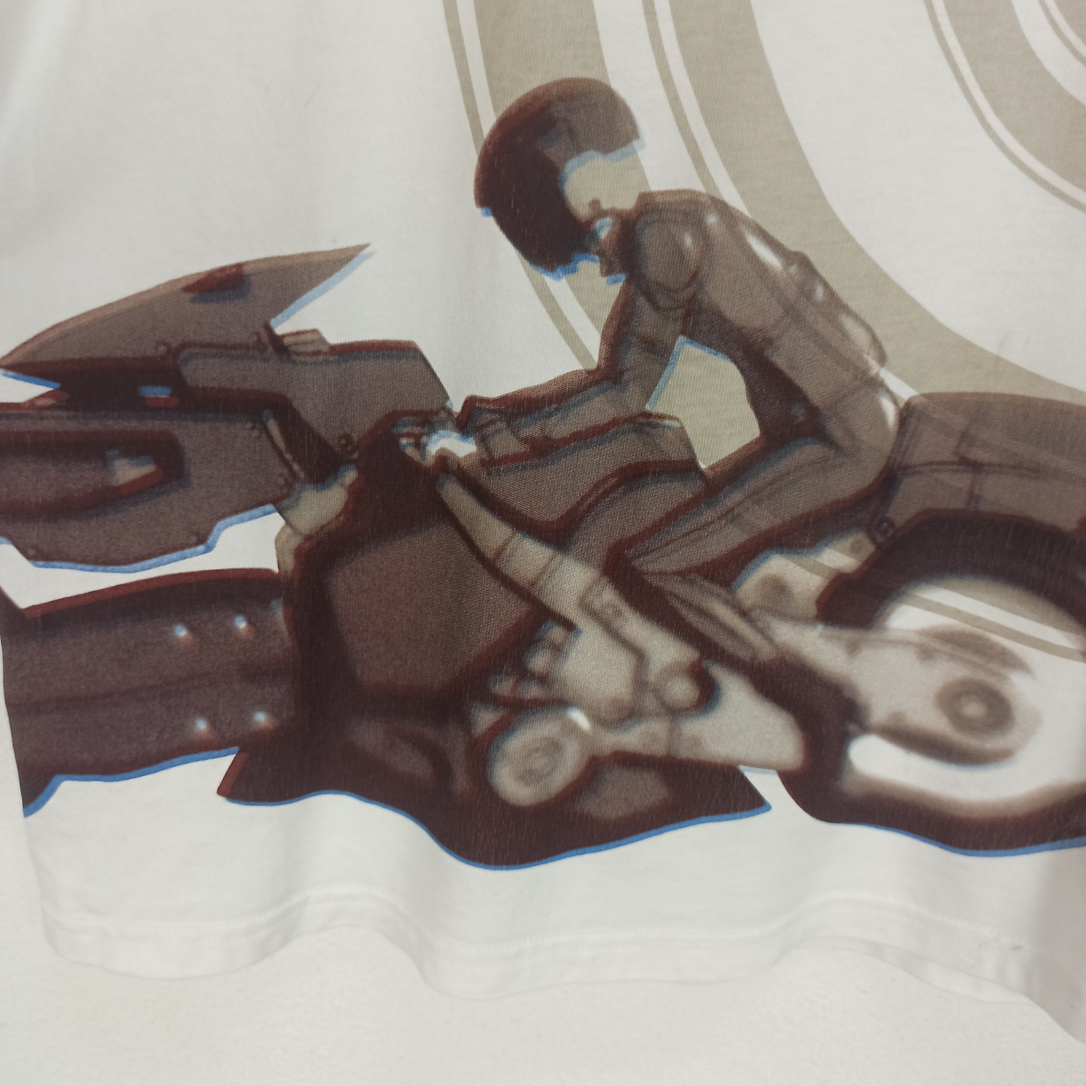 Anime 🔥STEALS🔥 Ghost in The Shell Motorcycle Print Uniqlo Tees Size US XL / EU 56 / 4 - 3 Thumbnail