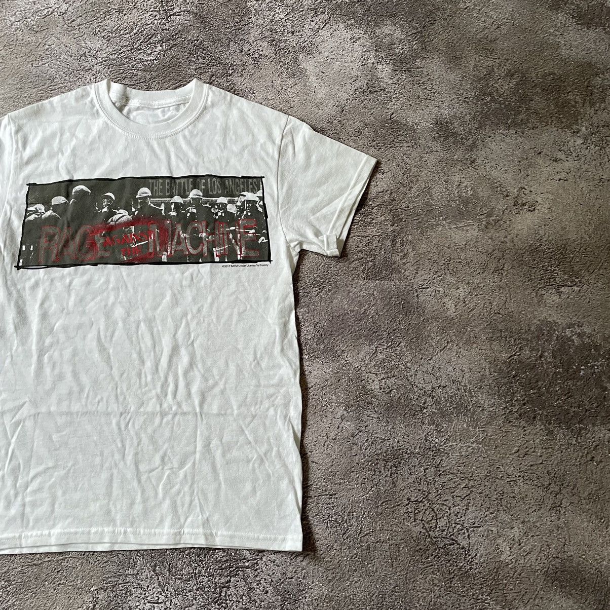 Vintage Vintage Y2K Rage Against The Machine Band Tee Faded Black S Size US S / EU 44-46 / 1 - 3 Thumbnail