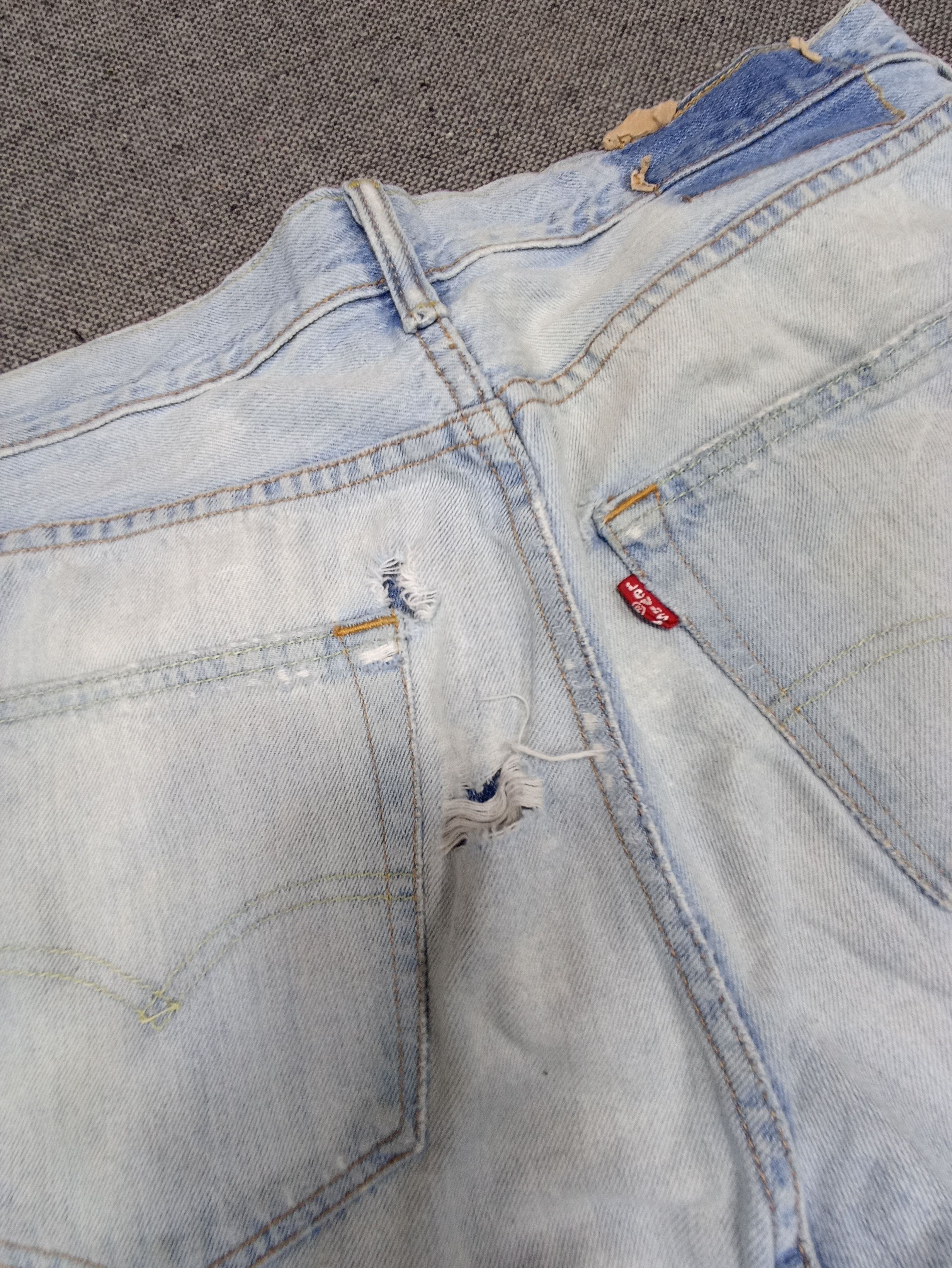 Jean × Levi's × Vintage Vintage Levis 501 Distressed Blue Wash Jeans - J160 Size US 32 / EU 48 - 10 Thumbnail