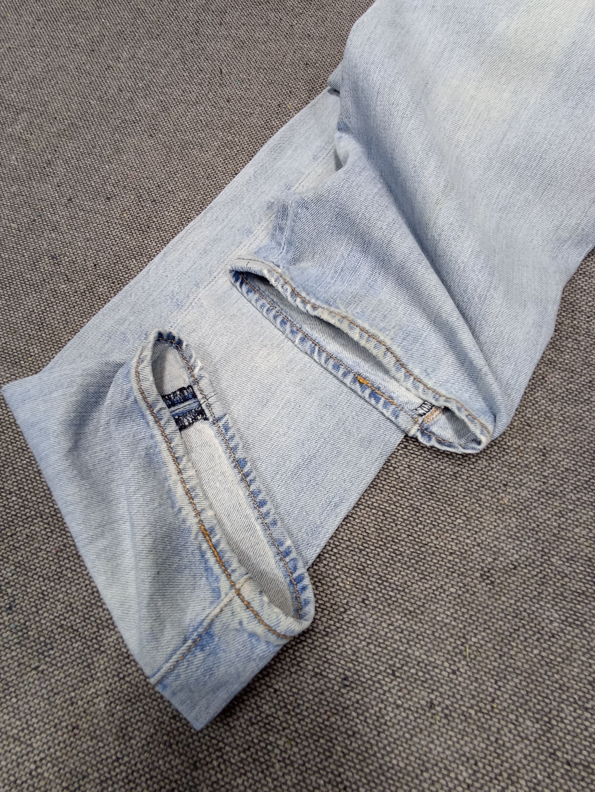 Jean × Levi's × Vintage Vintage Levis 501 Distressed Blue Wash Jeans - J160 Size US 32 / EU 48 - 7 Thumbnail