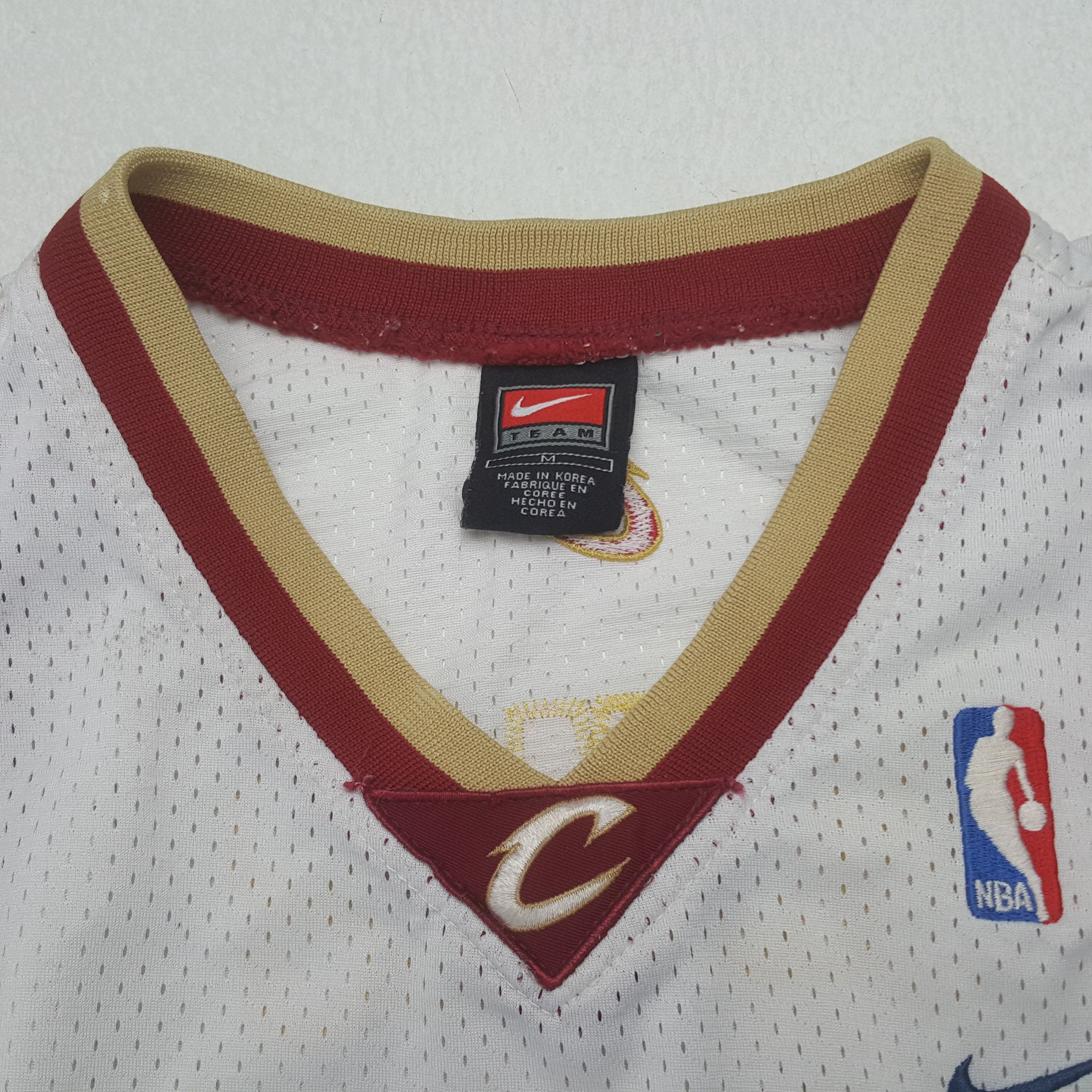 NBA × Nike × Vintage Vintage Cavaliers 23 American NBA Basketball Jerseys Size US S / EU 44-46 / 1 - 5 Thumbnail